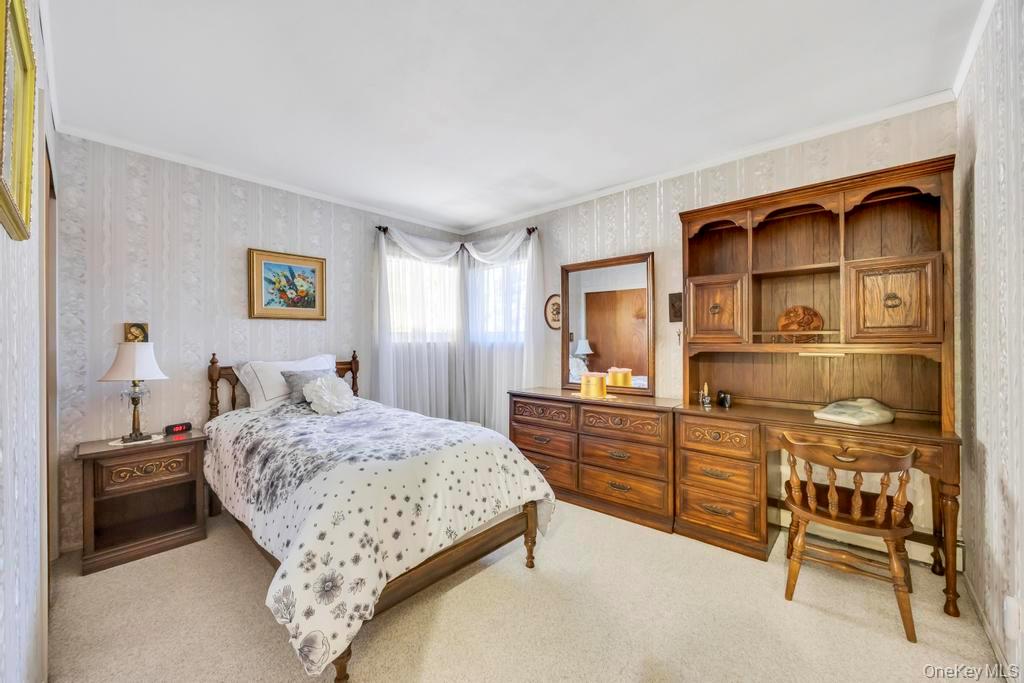 #14 photo, 7 Montana Street, Hicksville , NY 11801