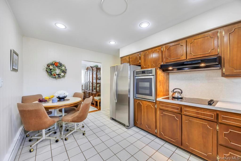 #5 photo, 7 Montana Street, Hicksville , NY 11801