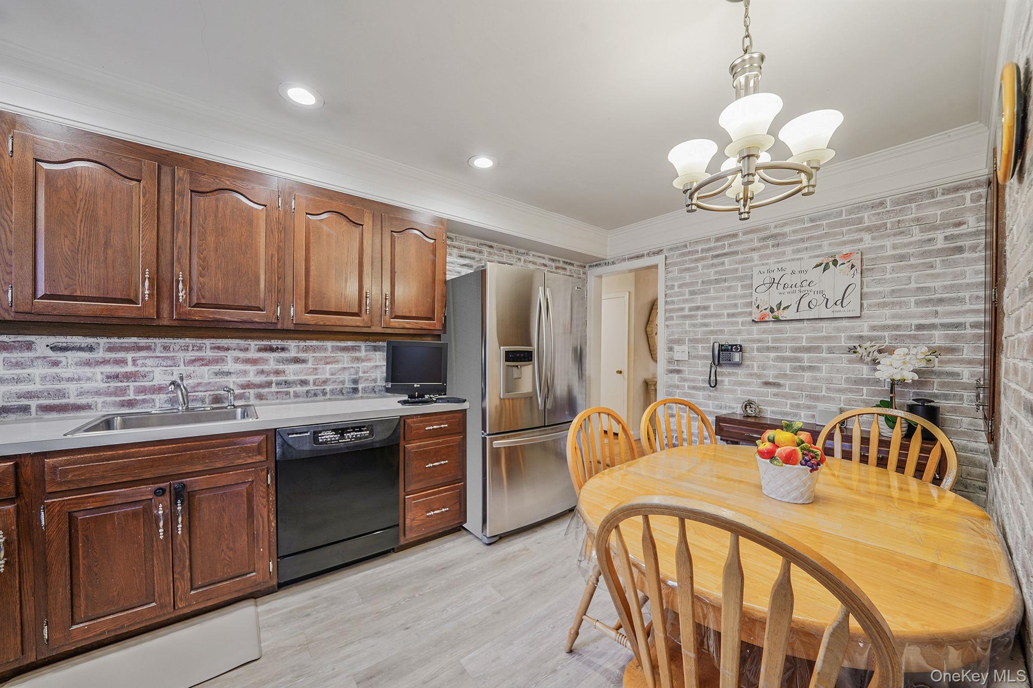 #10 photo, 138 Claudy Lane, ナッソー郡 New Hyde Park , NY 11040