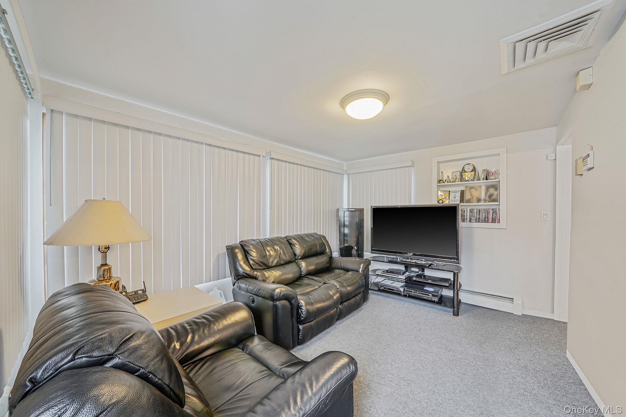 #17 photo, 138 Claudy Lane, ナッソー郡 New Hyde Park , NY 11040