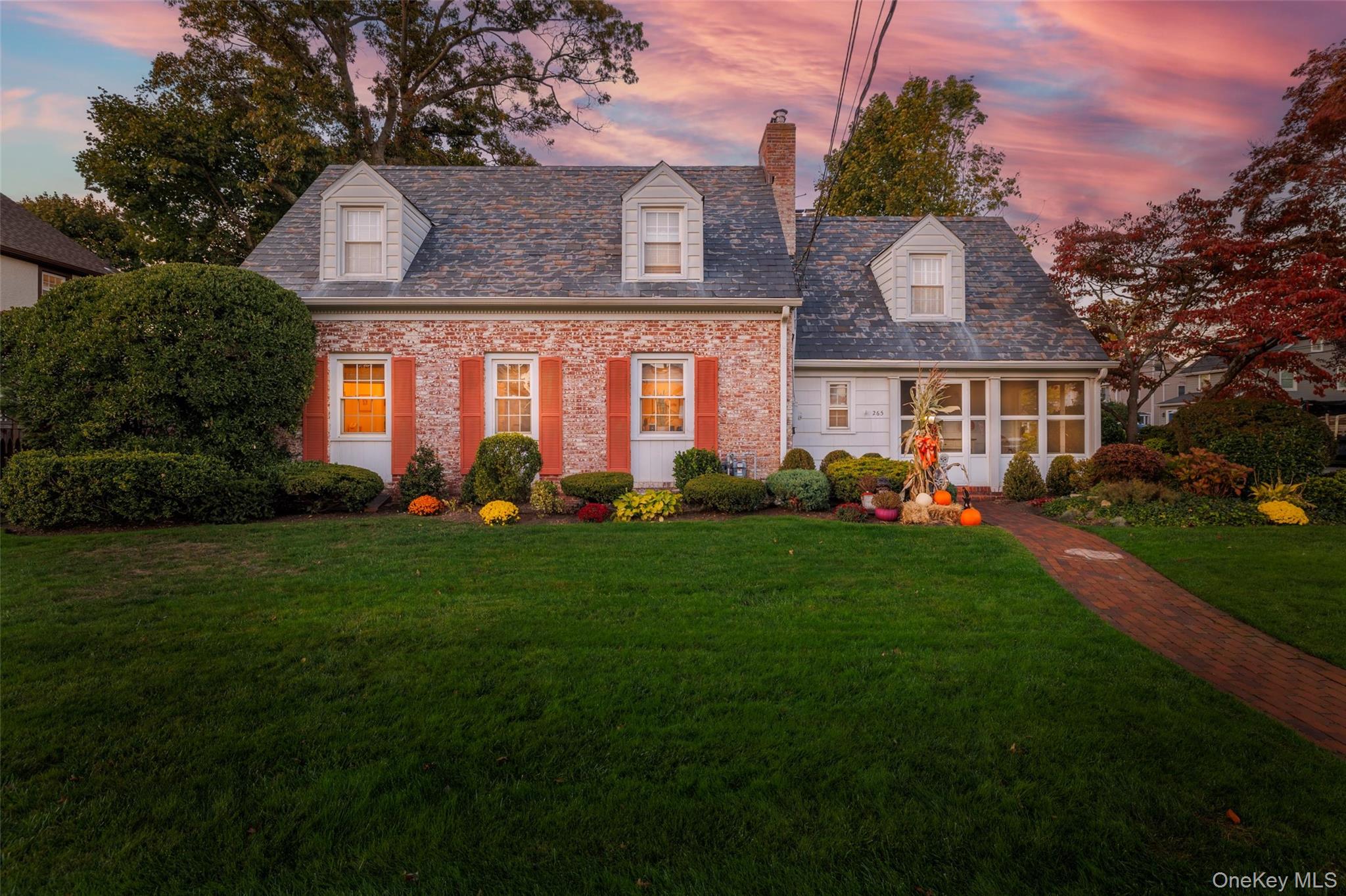 #1 photo, 265 Raymond, ナッソー郡 Rockville Centre , NY 11570