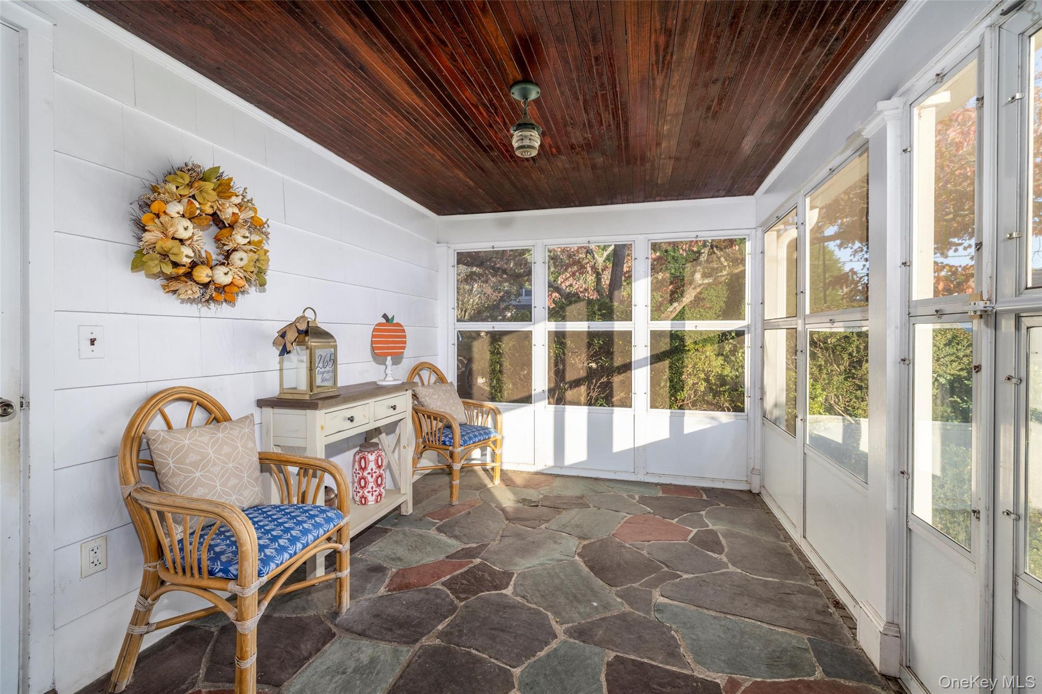 #11 photo, 265 Raymond, ナッソー郡 Rockville Centre , NY 11570