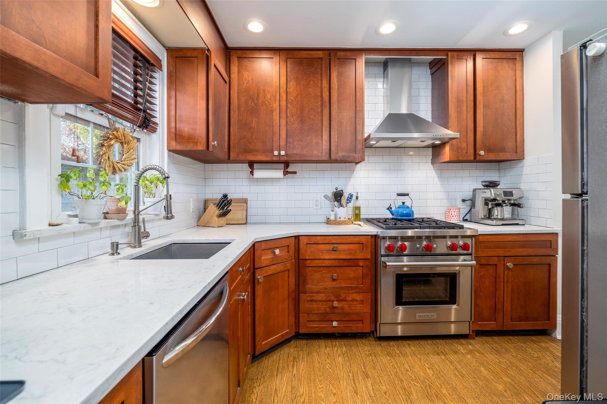 #7 photo, 265 Raymond, ナッソー郡 Rockville Centre , NY 11570