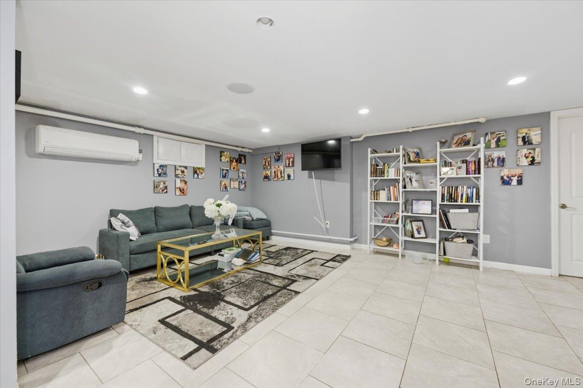 #7 photo, 278 Morris Avenue, ナッソー郡 Inwood , NY 11096