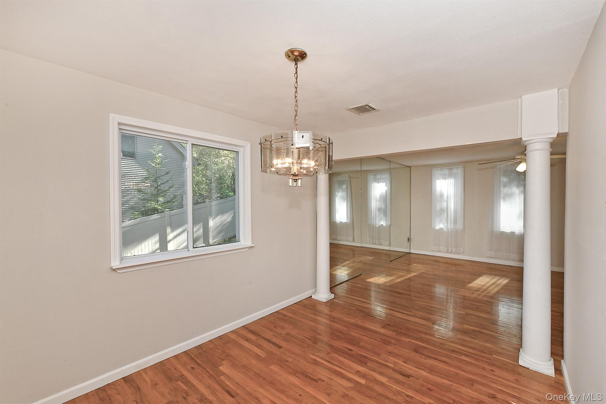 #11 photo, 5 Melia Way, Huntington Station , NY 11746