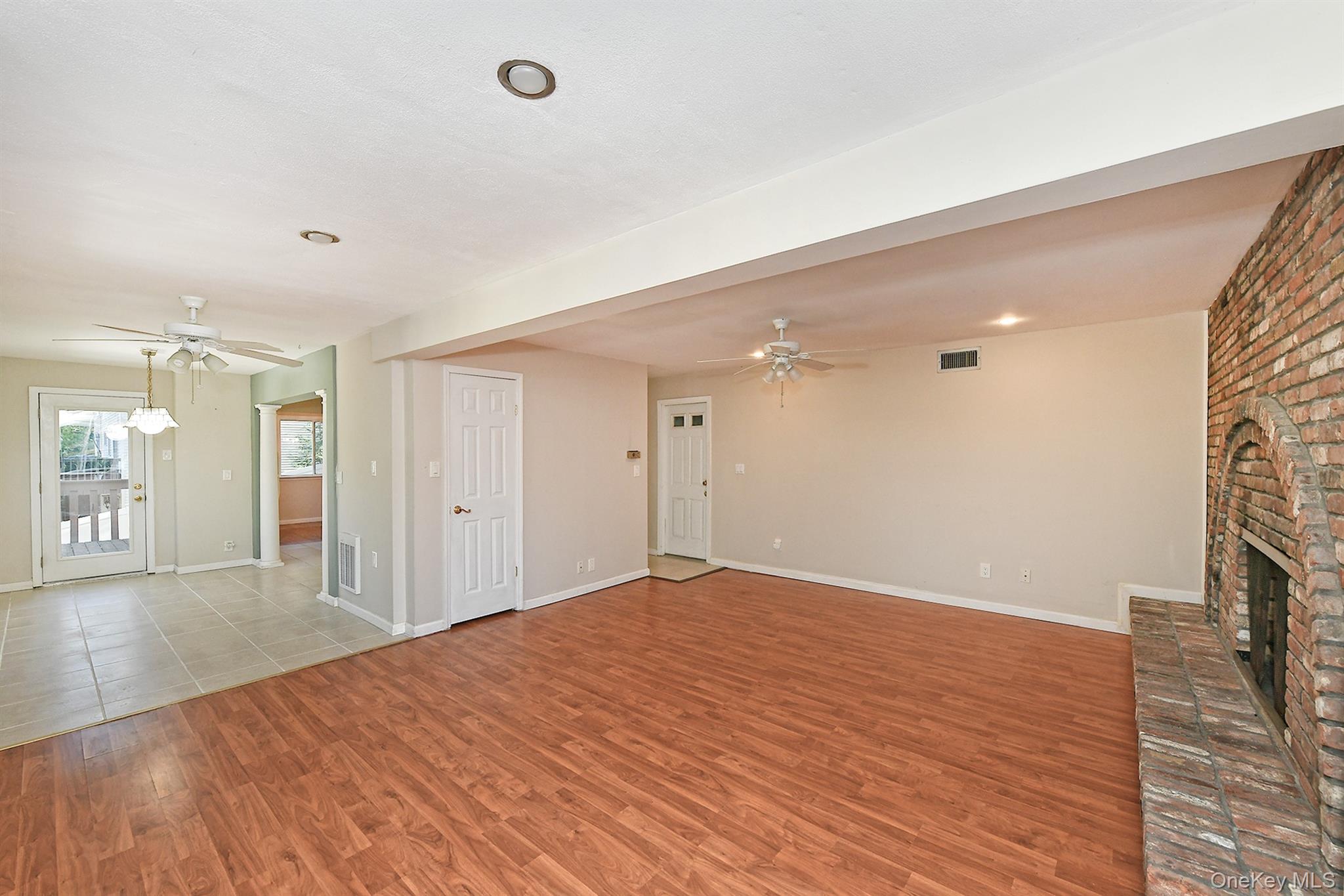 #16 photo, 5 Melia Way, Huntington Station , NY 11746