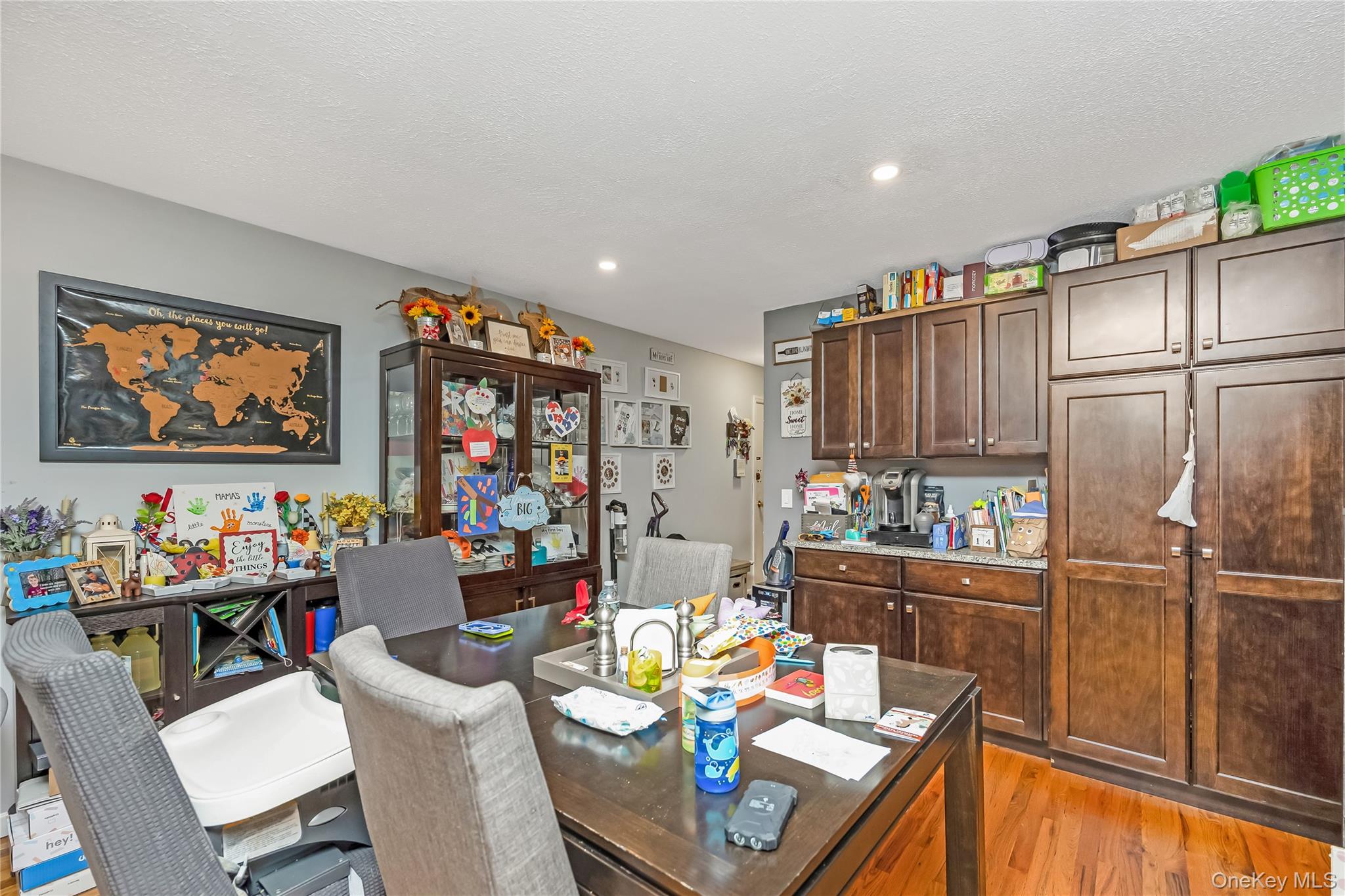 #15 photo, 2449 Union Blvd, サフォーク郡 Islip , NY 11751