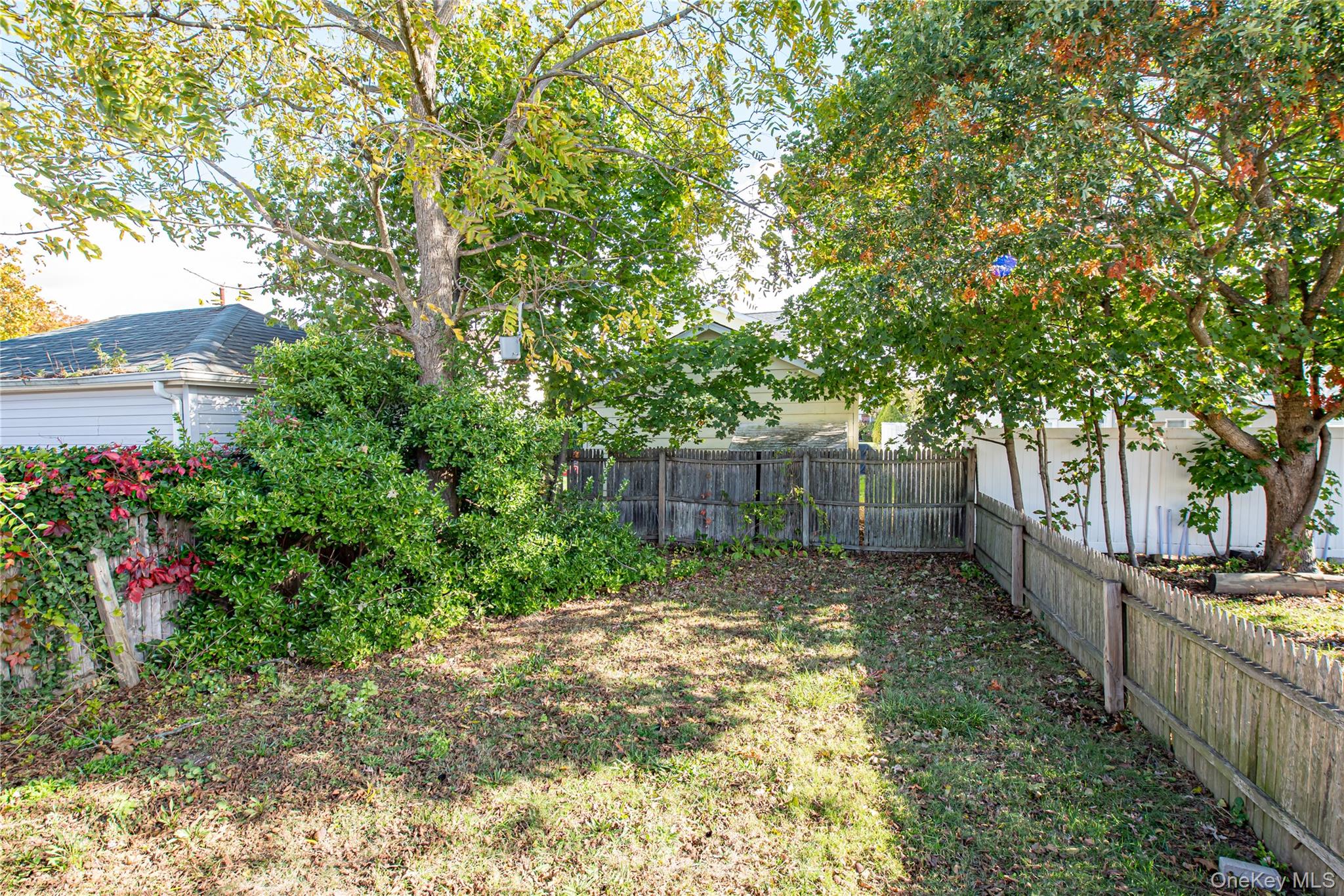 #16 photo, 710 S 4th Street, サフォーク郡 Lindenhurst , NY 11757