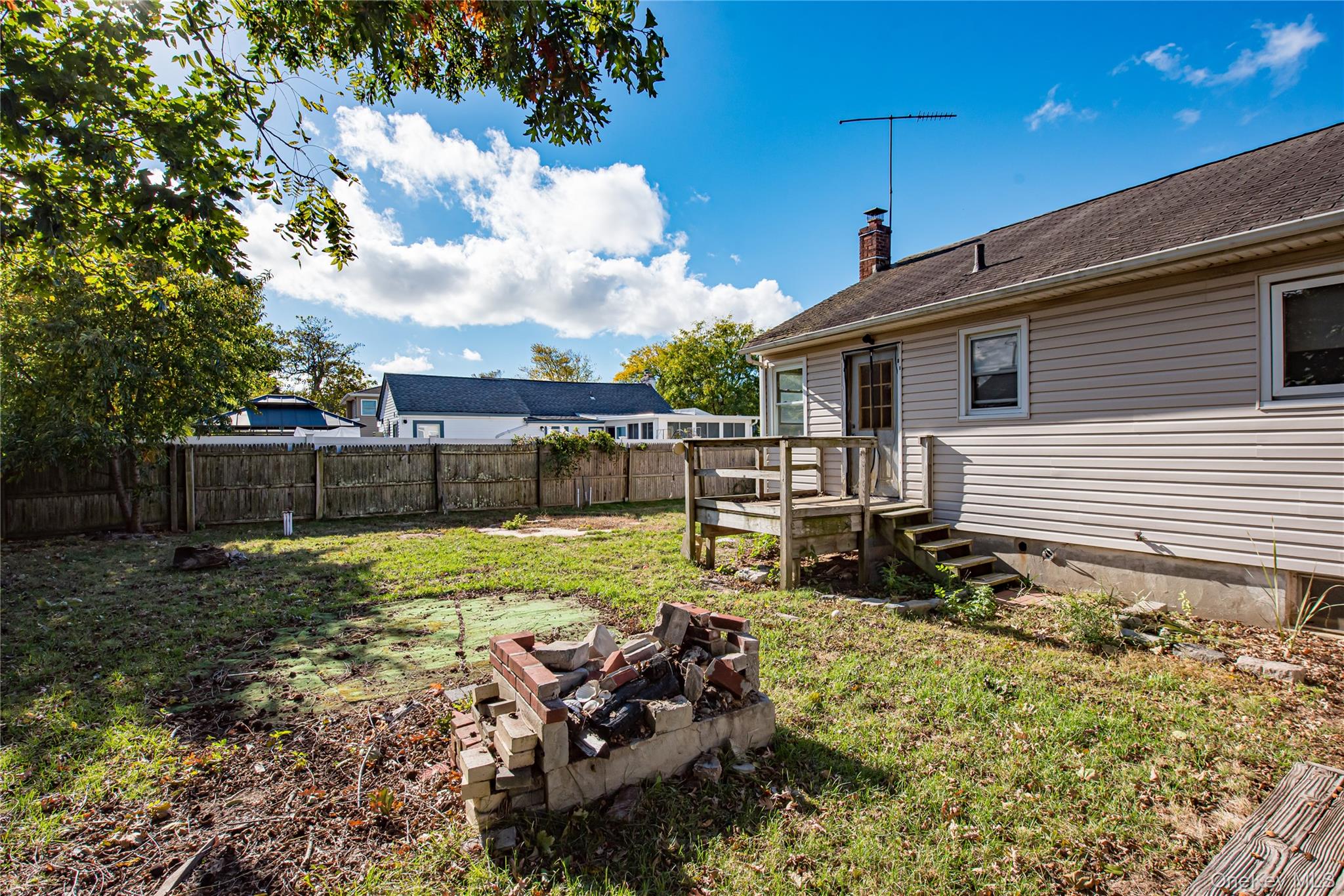 #18 photo, 710 S 4th Street, サフォーク郡 Lindenhurst , NY 11757