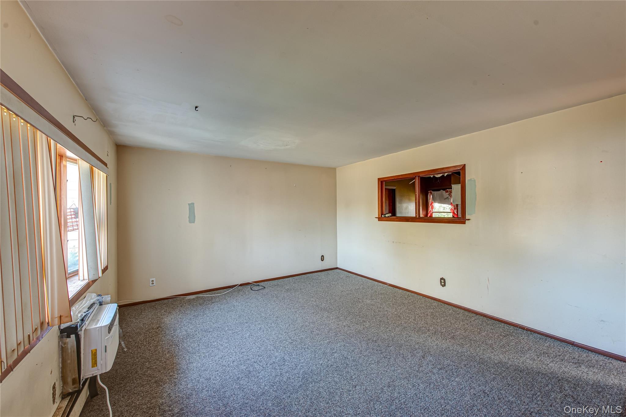 #6 photo, 710 S 4th Street, サフォーク郡 Lindenhurst , NY 11757