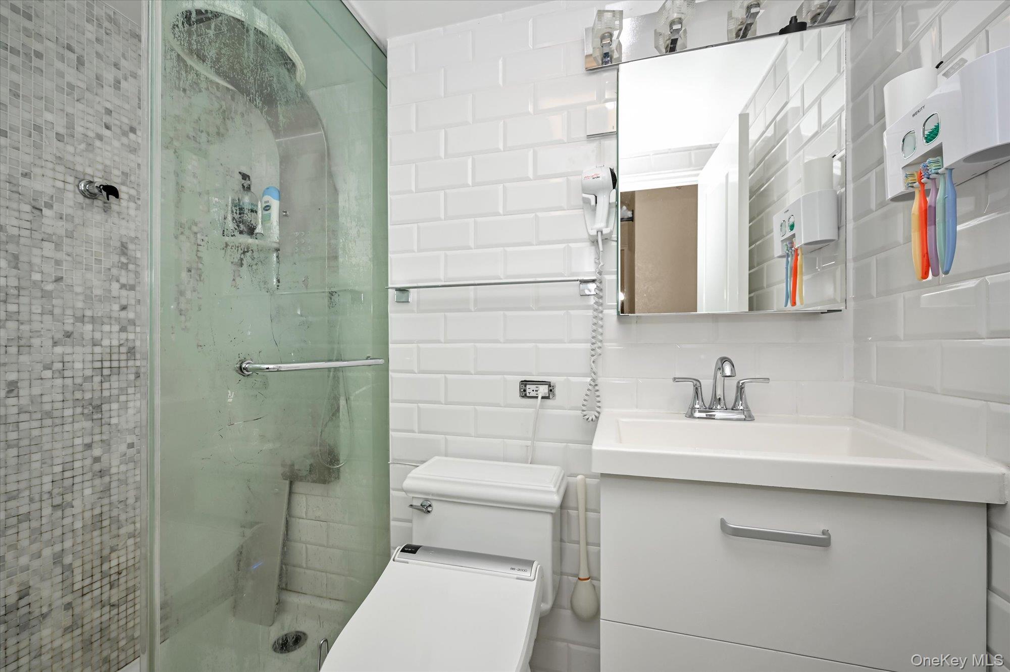 #17 photo, 9737 63rd Road, クイーンズ区 Rego Park , NY 11374