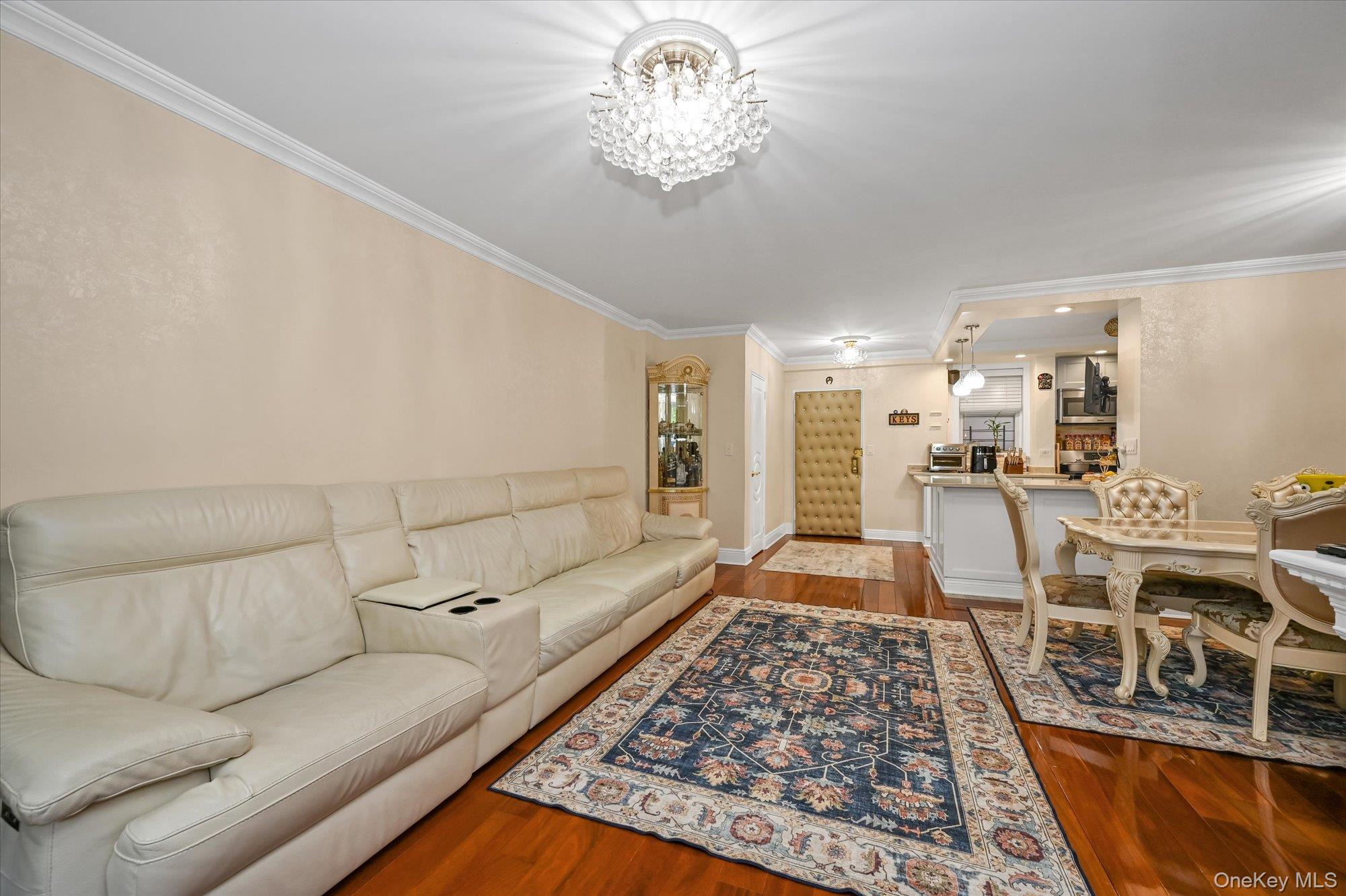 #2 photo, 9737 63rd Road, クイーンズ区 Rego Park , NY 11374