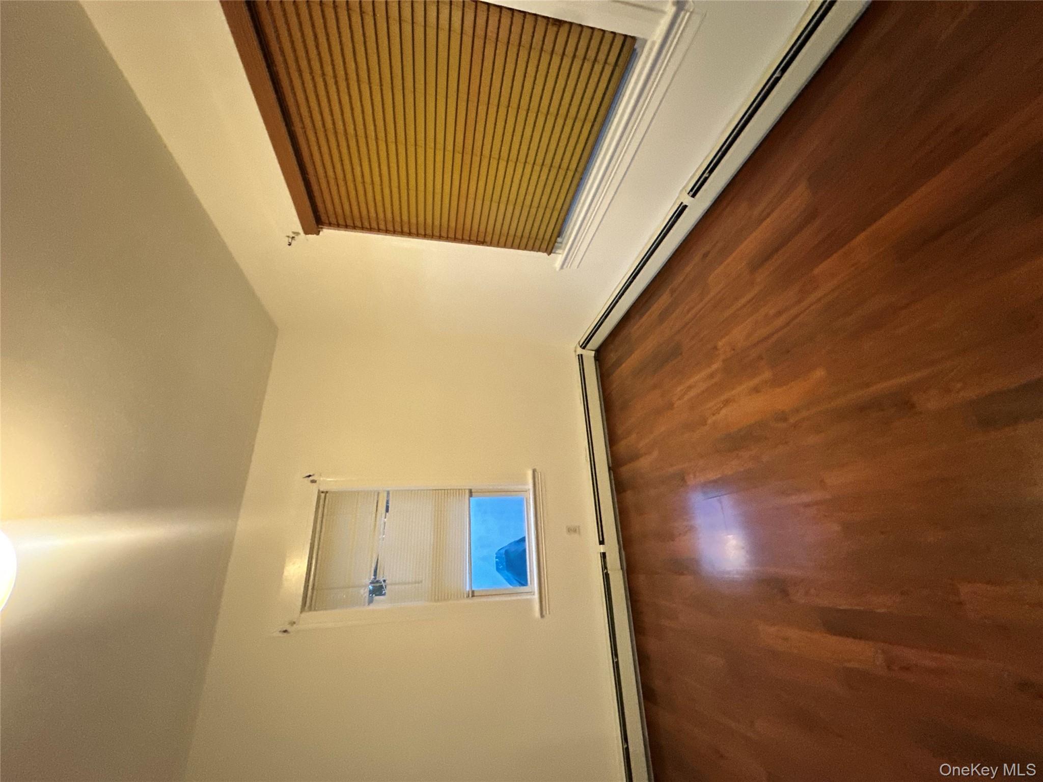 #11 photo, Bay Shore, サフォーク郡 Bay Shore , NY 11706