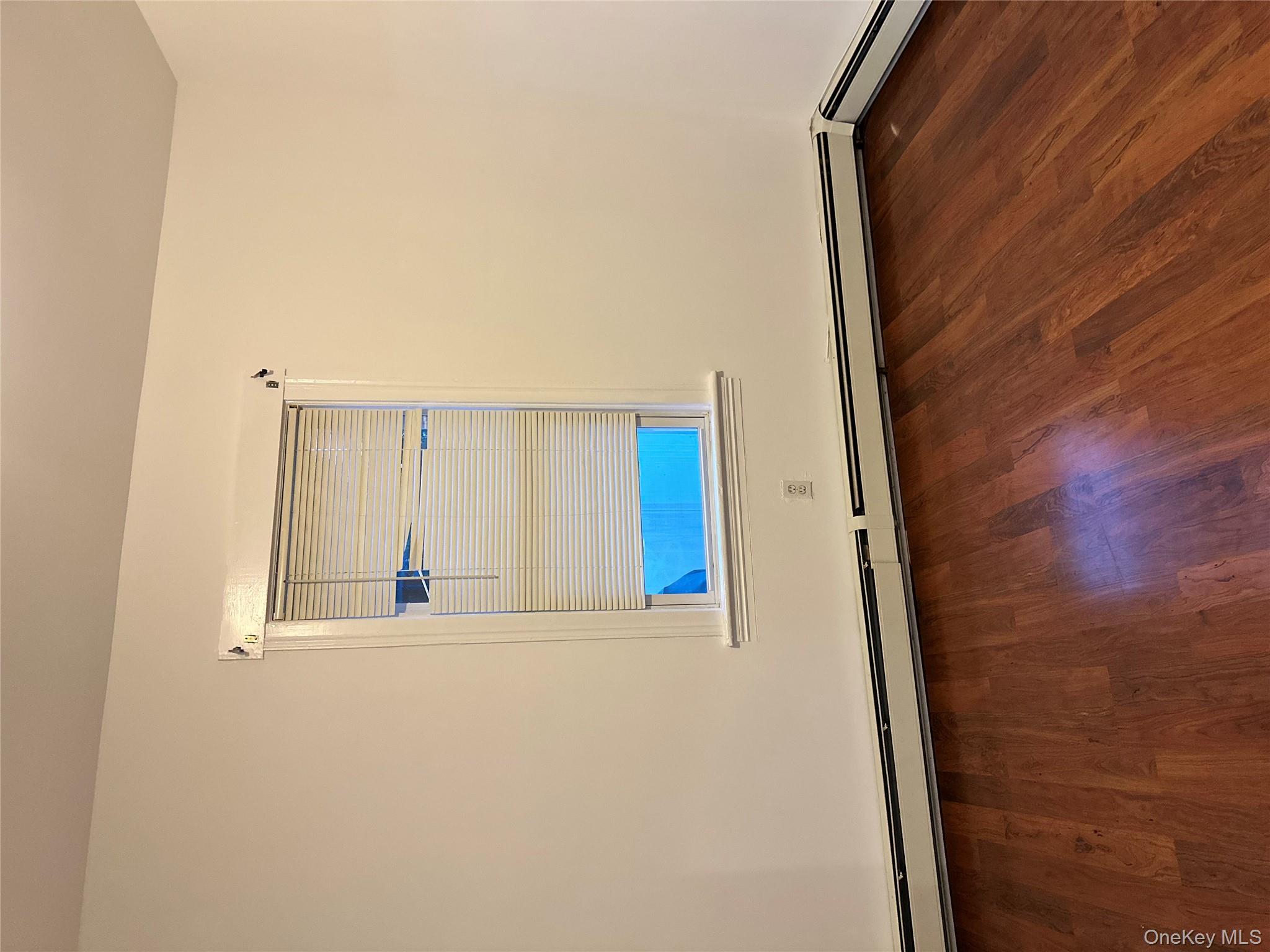 #12 photo, Bay Shore, サフォーク郡 Bay Shore , NY 11706