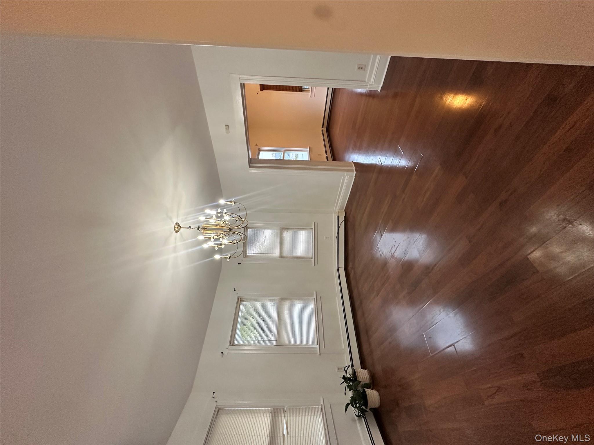 #5 photo, Bay Shore, サフォーク郡 Bay Shore , NY 11706