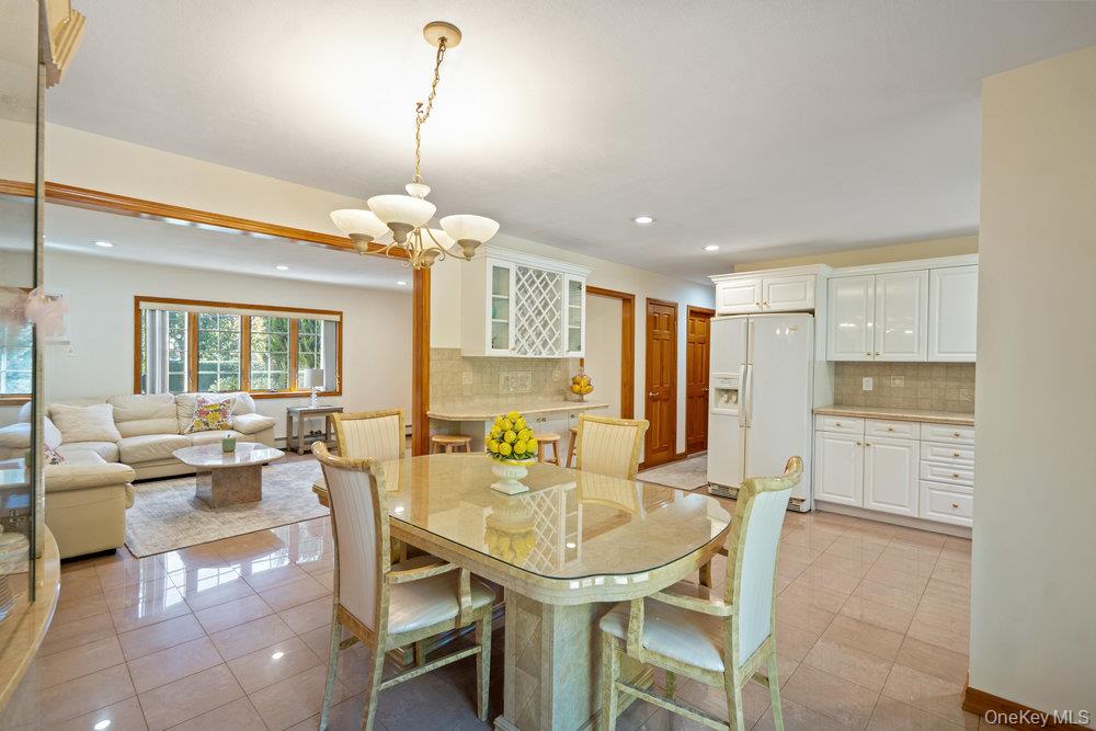 #10 photo, 91 15th Avenue, サフォーク郡 West Babylon , NY 11704