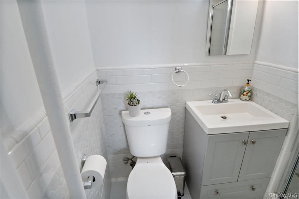 #13 photo, 2835 Webb Avenue, ブロンクス区 Bronx , NY 10468