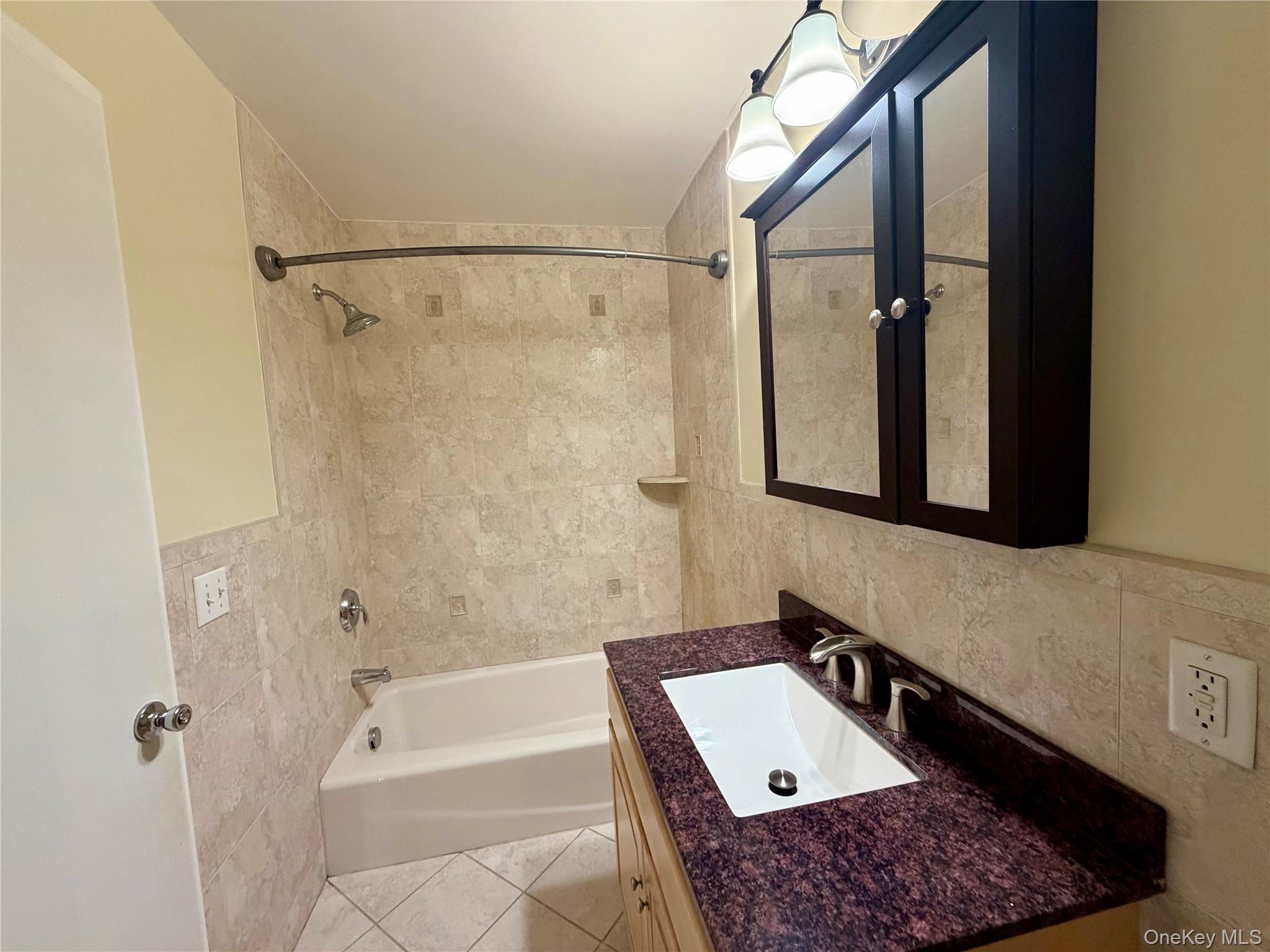 #13 photo, 173 Sierra Vista Lane, Valley Cottage , NY 10989