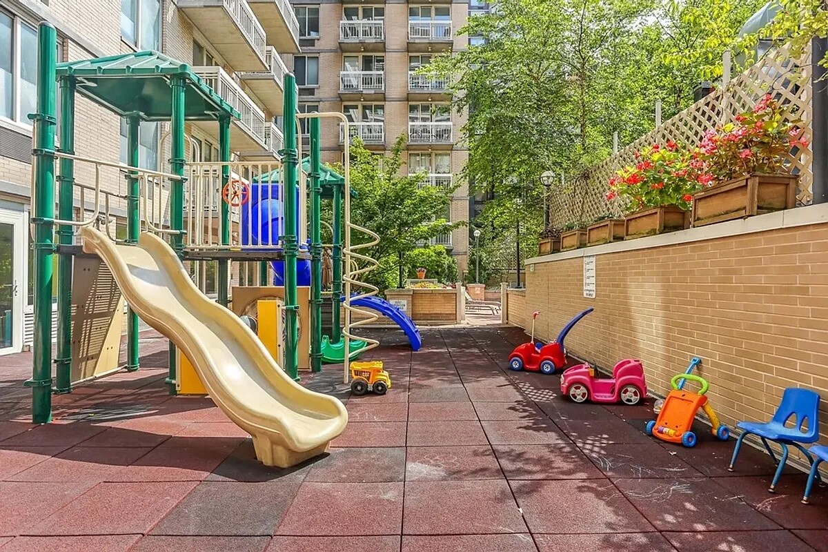 #15 photo, 170 E 87TH Street, マンハッタン Carnegie Hill , NY 10128