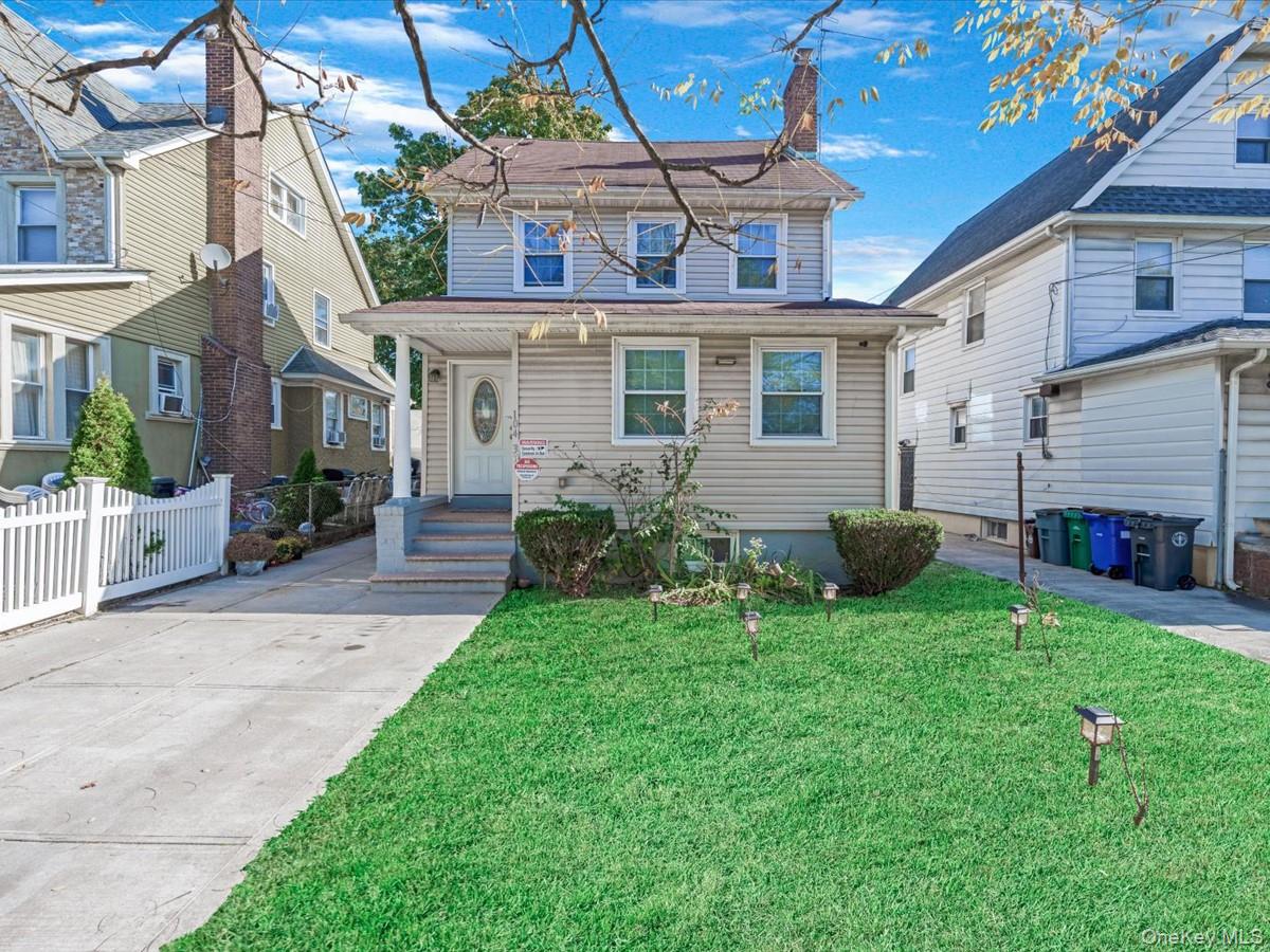 #1 photo, 10437 205th Place, クイーンズ区 Jamaica , NY 11412