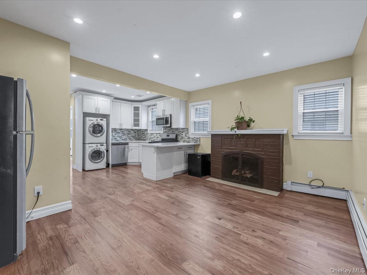 #3 photo, 10437 205th Place, クイーンズ区 Jamaica , NY 11412