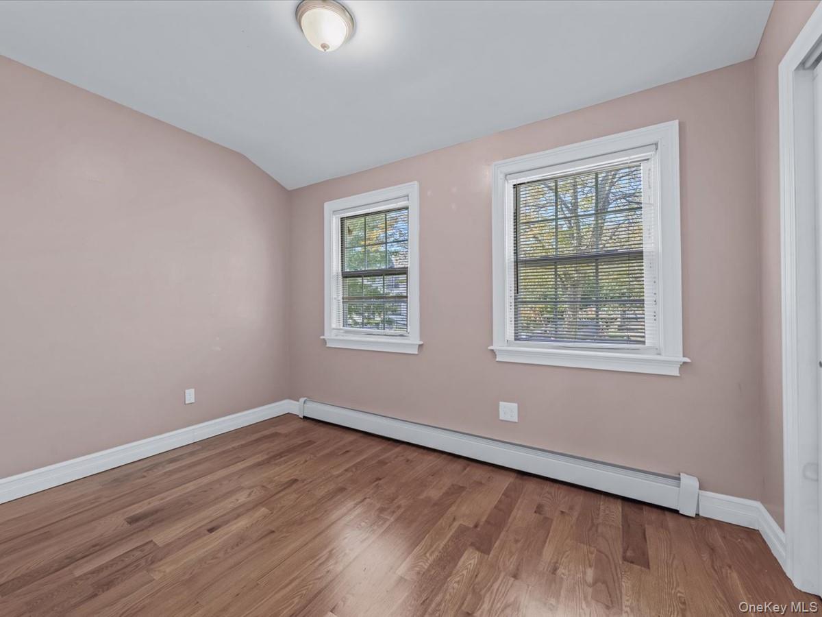 #6 photo, 10437 205th Place, クイーンズ区 Jamaica , NY 11412