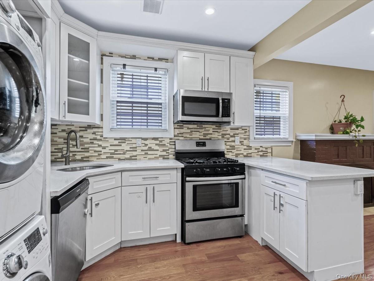 #8 photo, 10437 205th Place, クイーンズ区 Jamaica , NY 11412