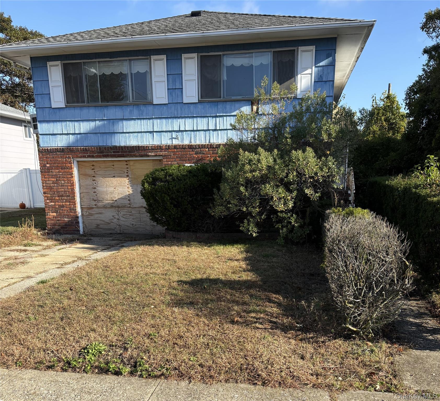 #2 photo, 65 Florida Avenue, ナッソー郡 Island Park , NY 11558