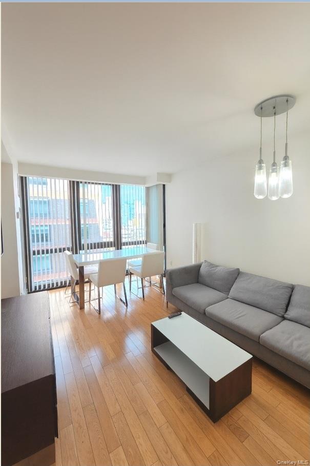 #3 photo, 39-16 Prince Street, クイーンズ区 Flushing , NY 11354