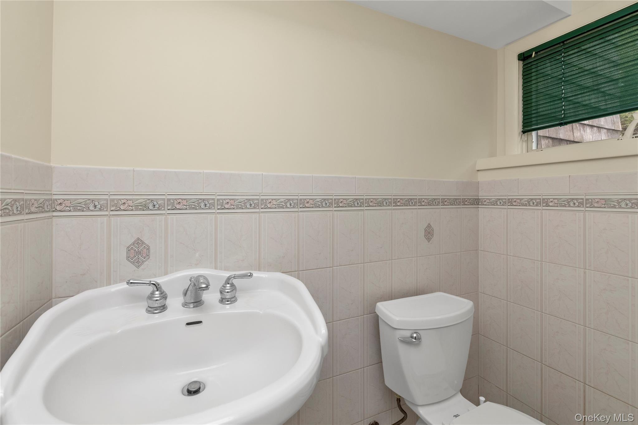 #15 photo, 129 Gilmar Lane, Roslyn Heights , NY 11577