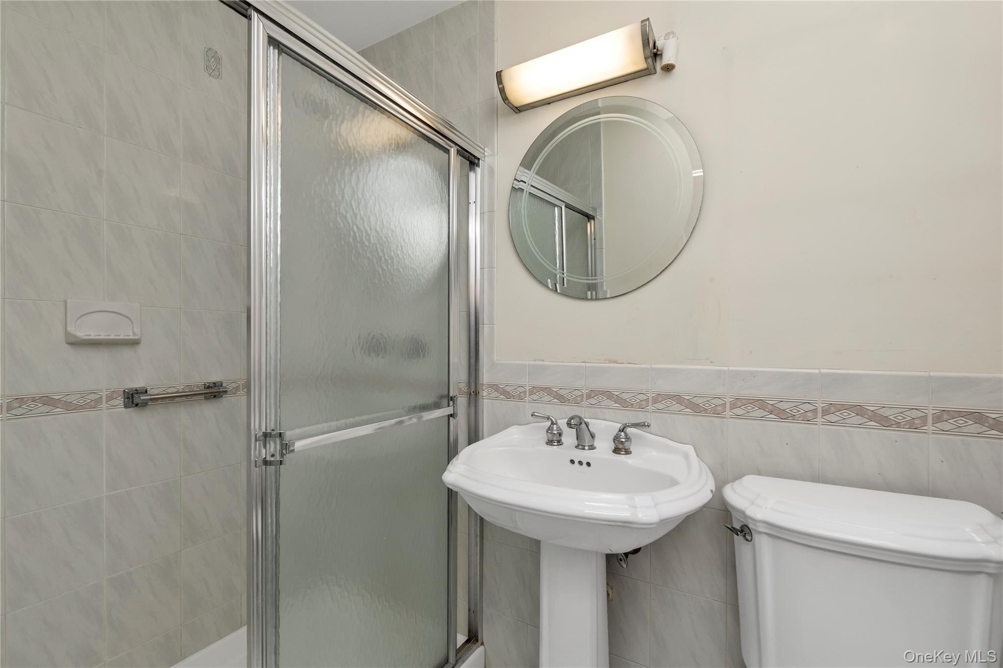 #18 photo, 129 Gilmar Lane, Roslyn Heights , NY 11577