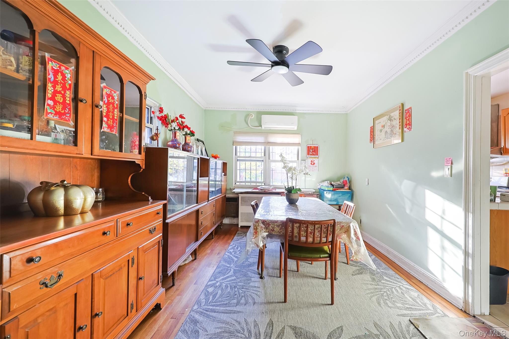 #5 photo, 34-34 62nd Street, Woodside , NY 11377