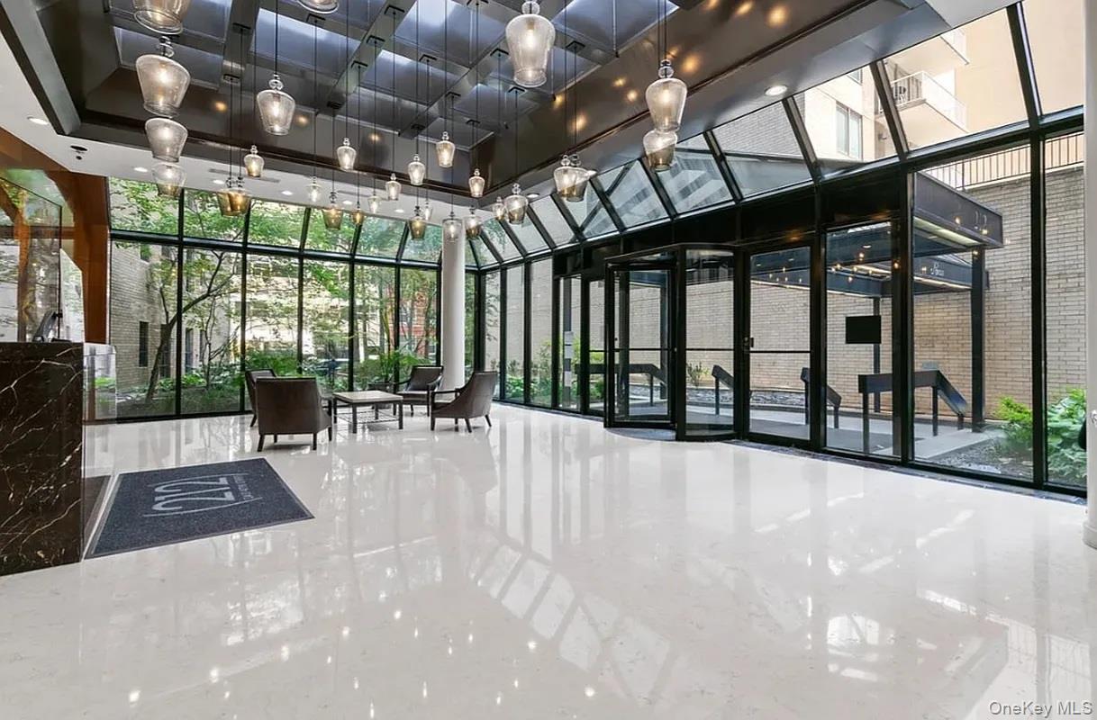 #13 photo, 212 East 47th st, マンハッタン New York (Manhattan) , NY 10017