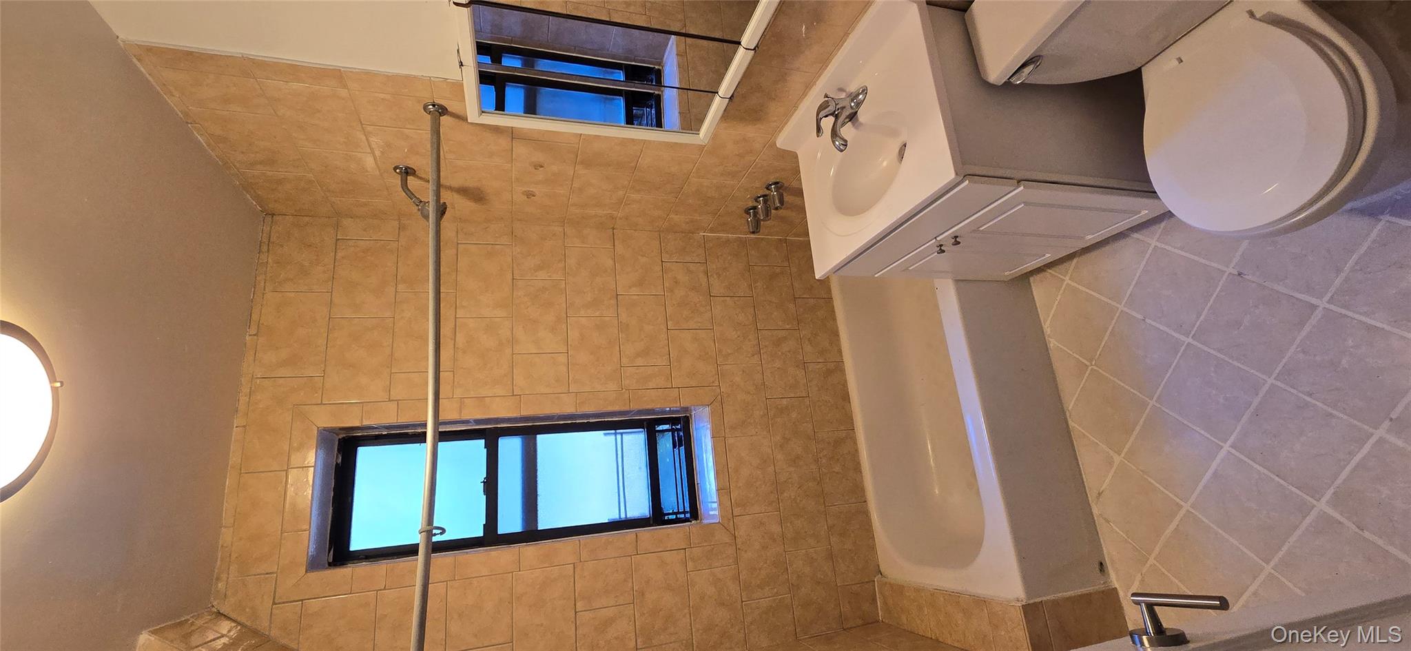 #5 photo, 2199 Holland Avenue, ブロンクス区 Bronx , NY 10462