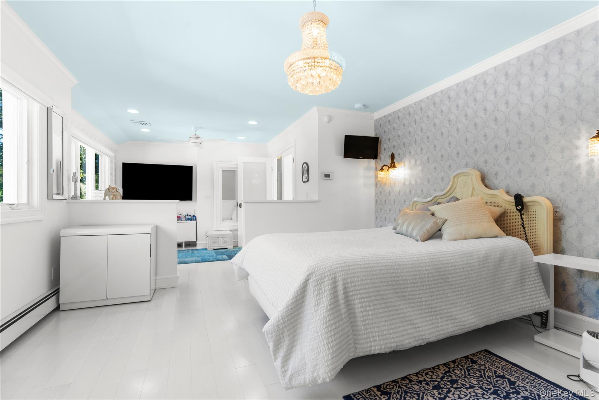 #13 photo, 28 Annandale Road, サフォーク郡 Commack , NY 11725