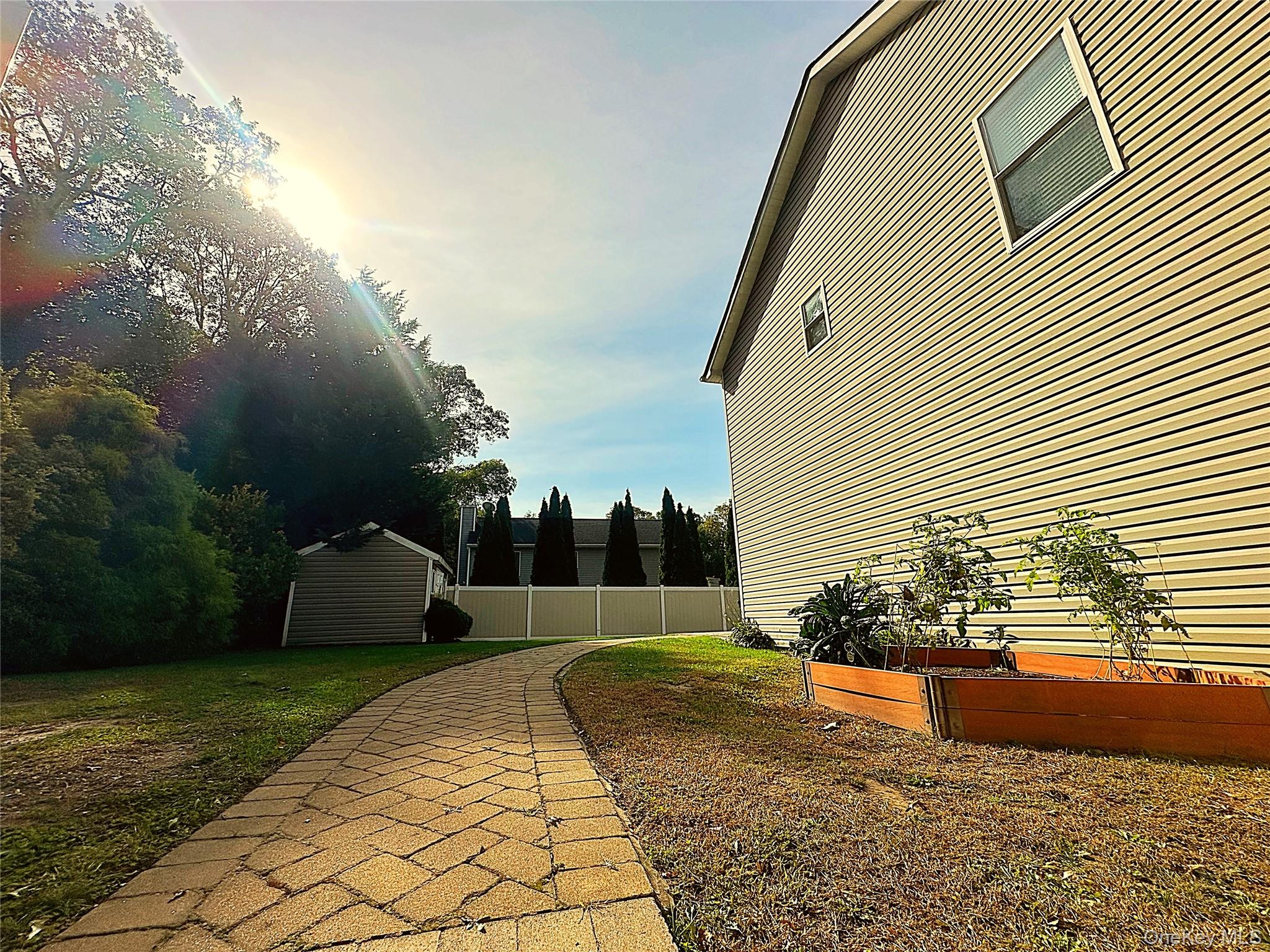#16 photo, 96 Magnolia Drive, サフォーク郡 Rocky Point , NY 11778