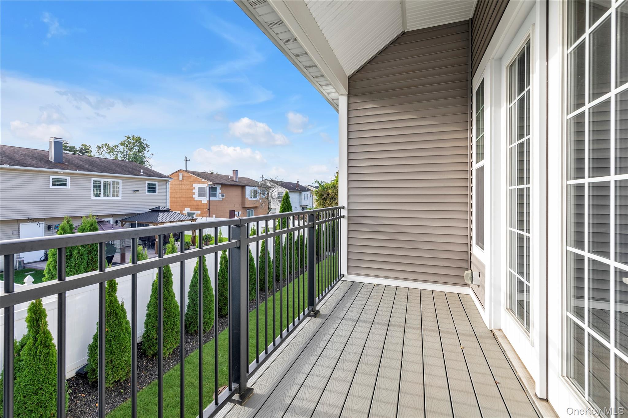 #19 photo, 404 White Rose Lane, ナッソー郡 East Meadow , NY 11554