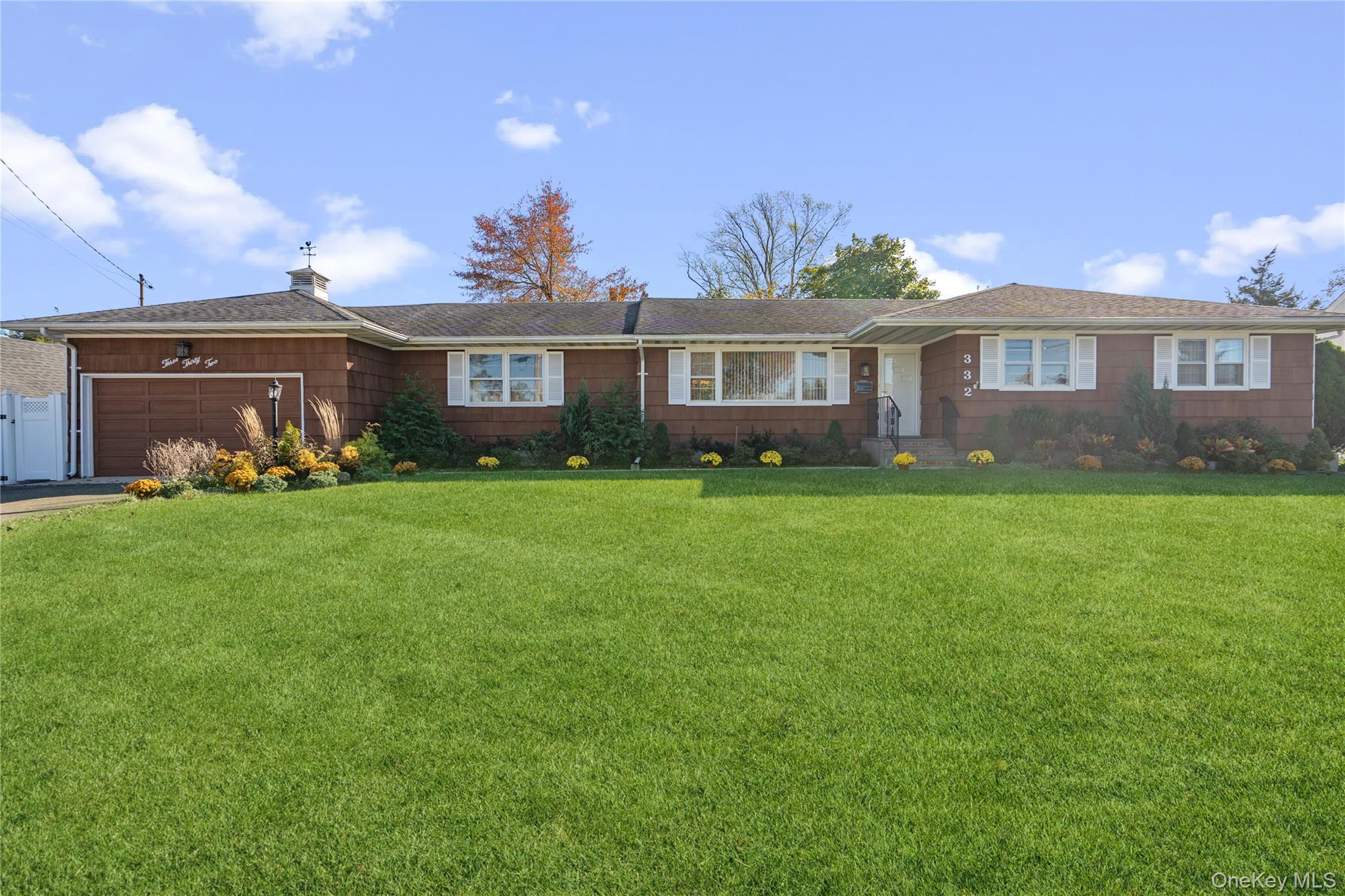 #1 photo, 332 Marcy Street, サフォーク郡 West Babylon , NY 11704