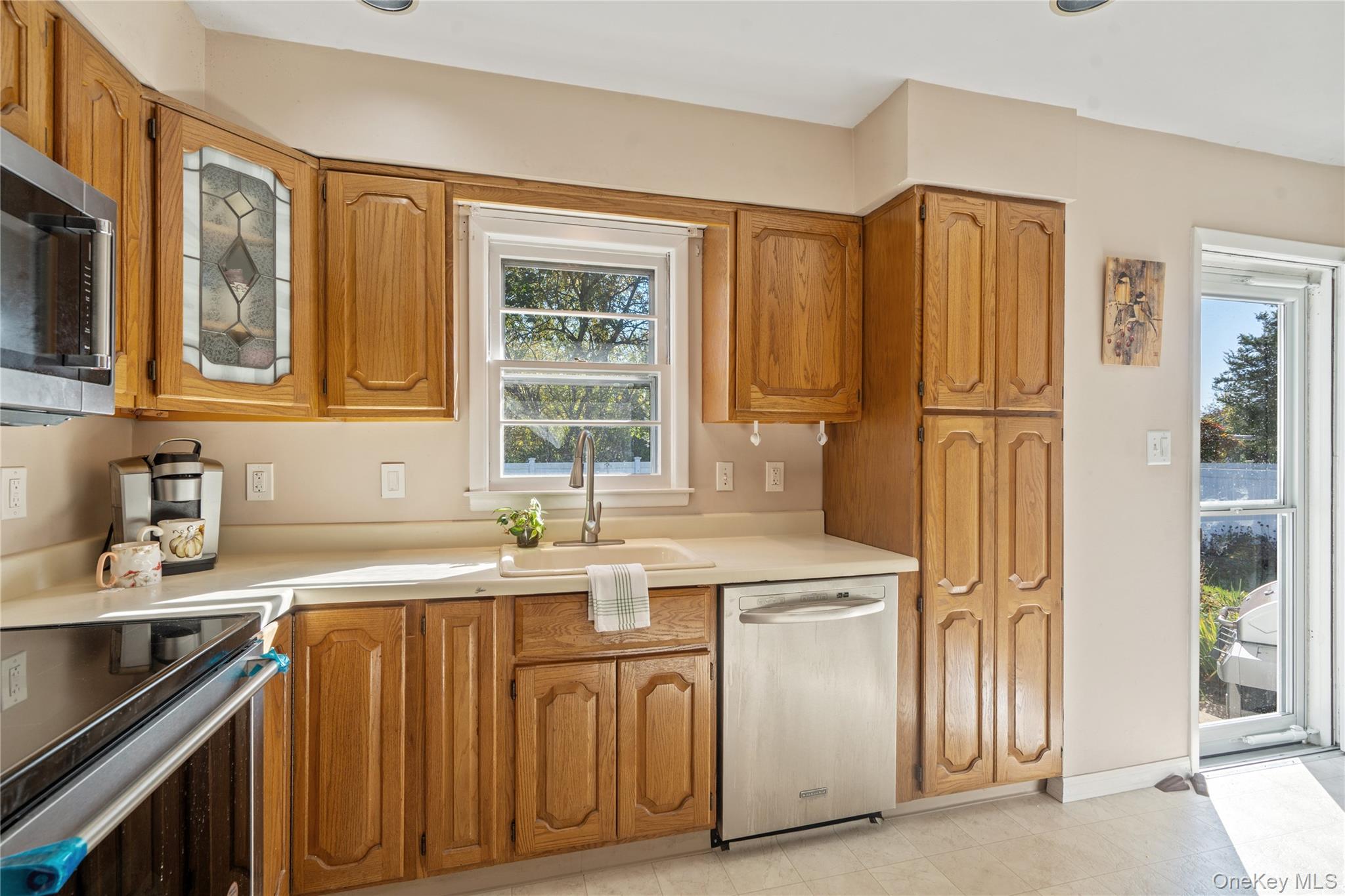 #17 photo, 332 Marcy Street, サフォーク郡 West Babylon , NY 11704