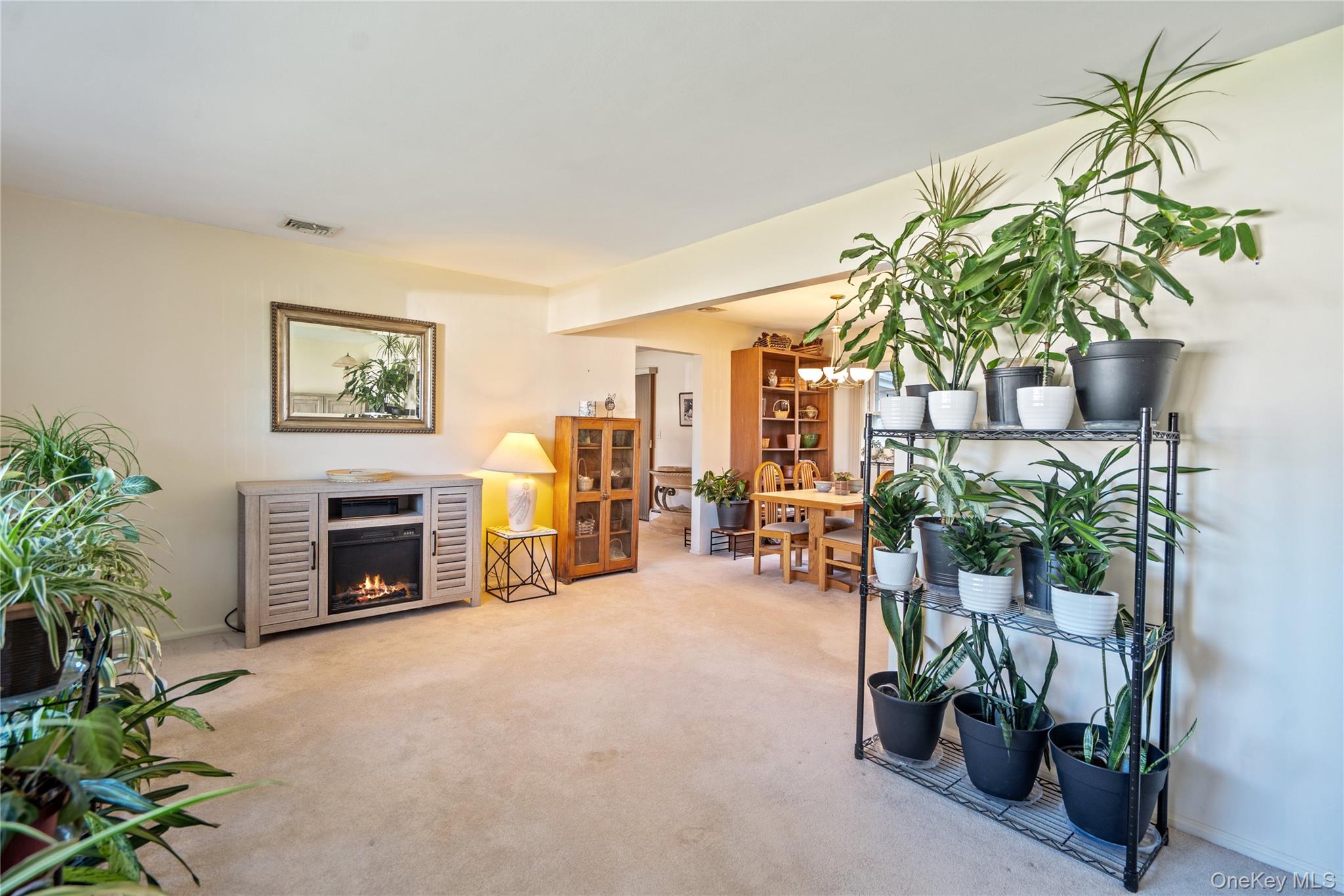 #3 photo, 332 Marcy Street, サフォーク郡 West Babylon , NY 11704