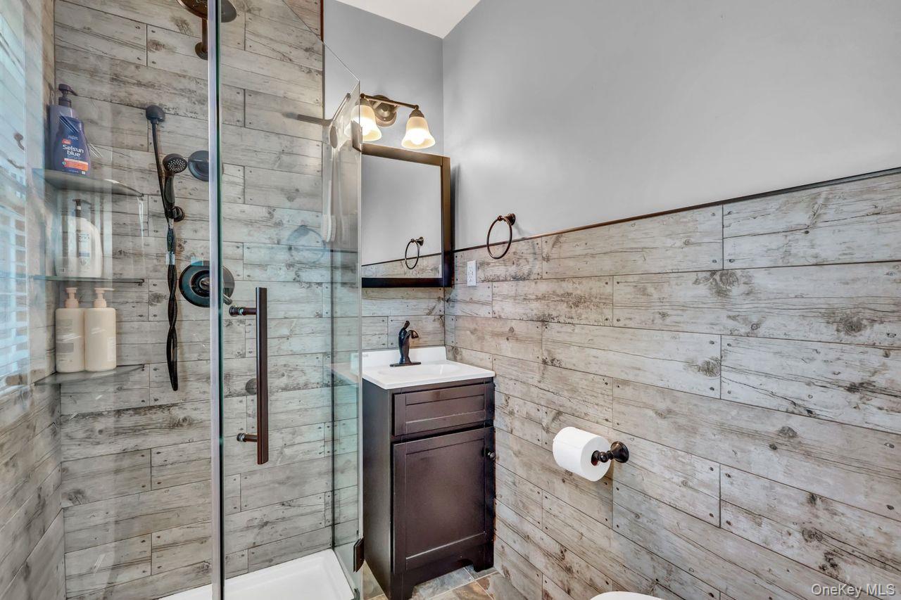 #18 photo, 600 Dogwood Avenue, Franklin Square , NY 11010