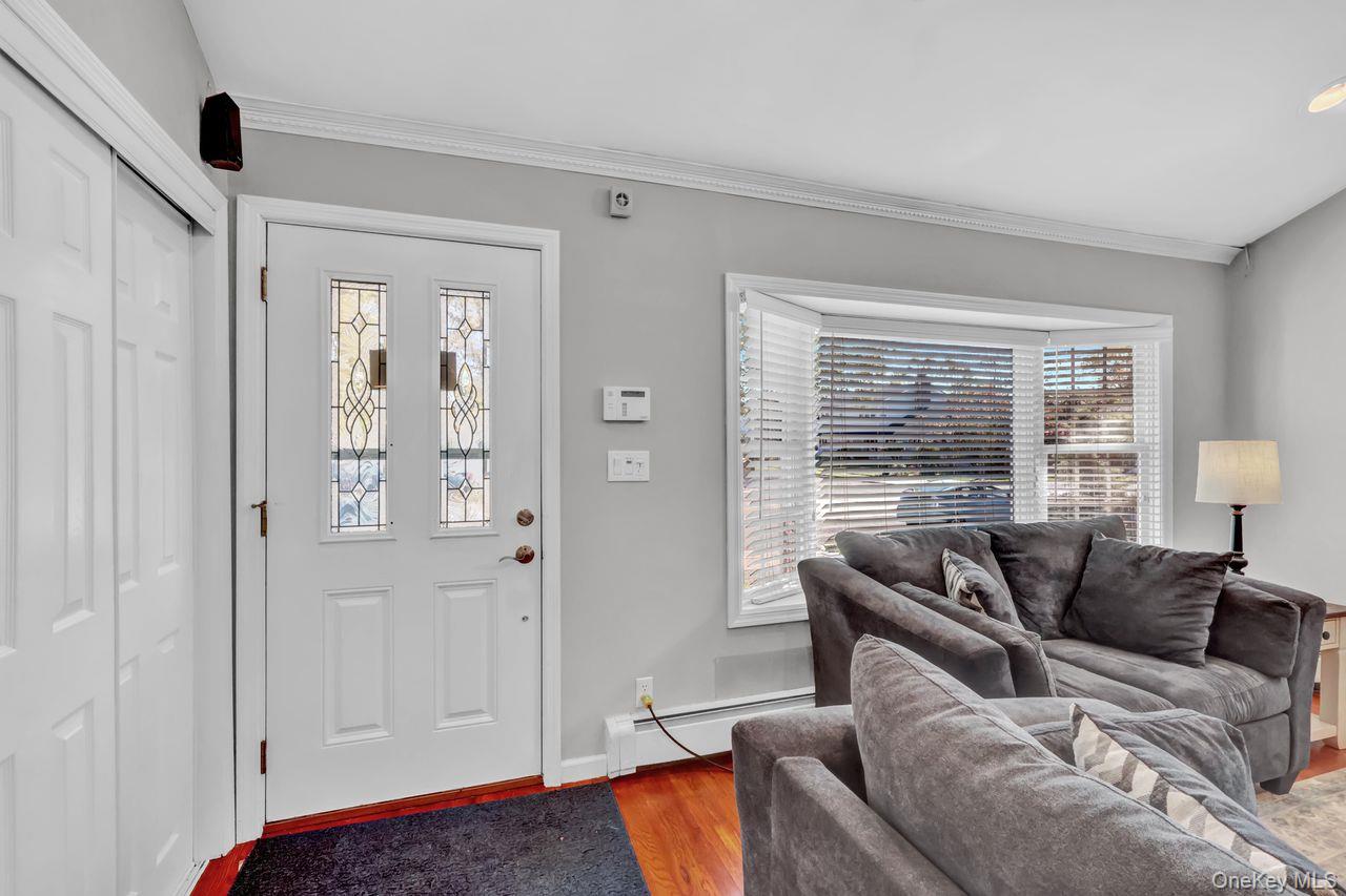 #4 photo, 600 Dogwood Avenue, Franklin Square , NY 11010