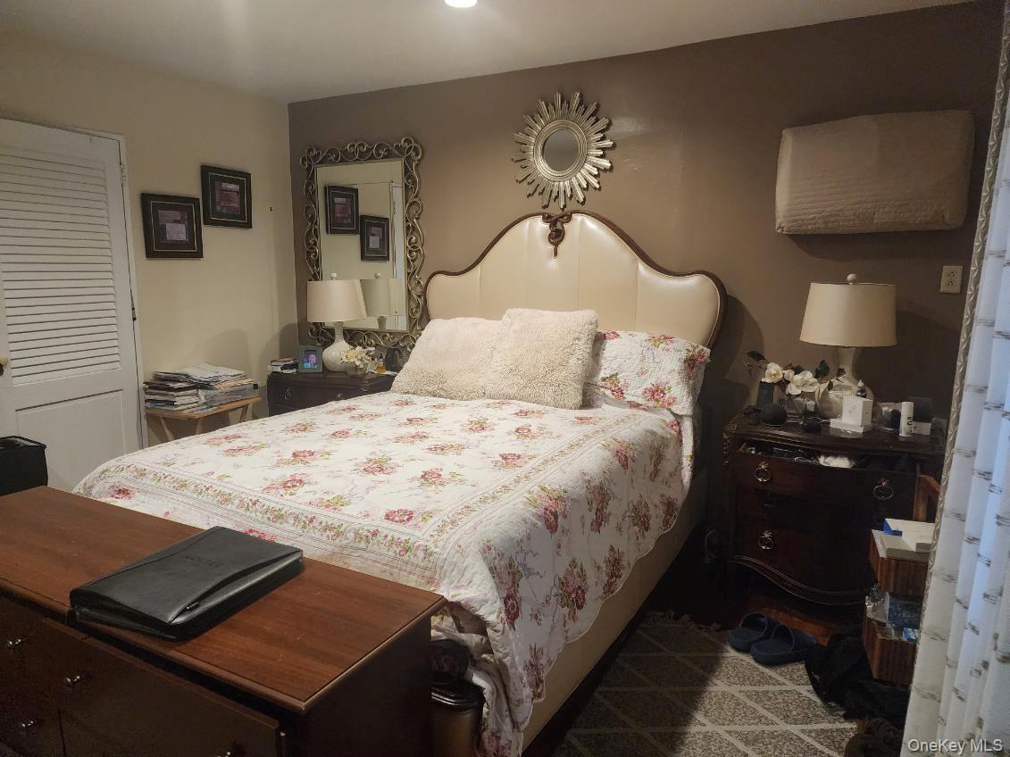 #7 photo, 2018 Byron Avenue, Elmont , NY 11003