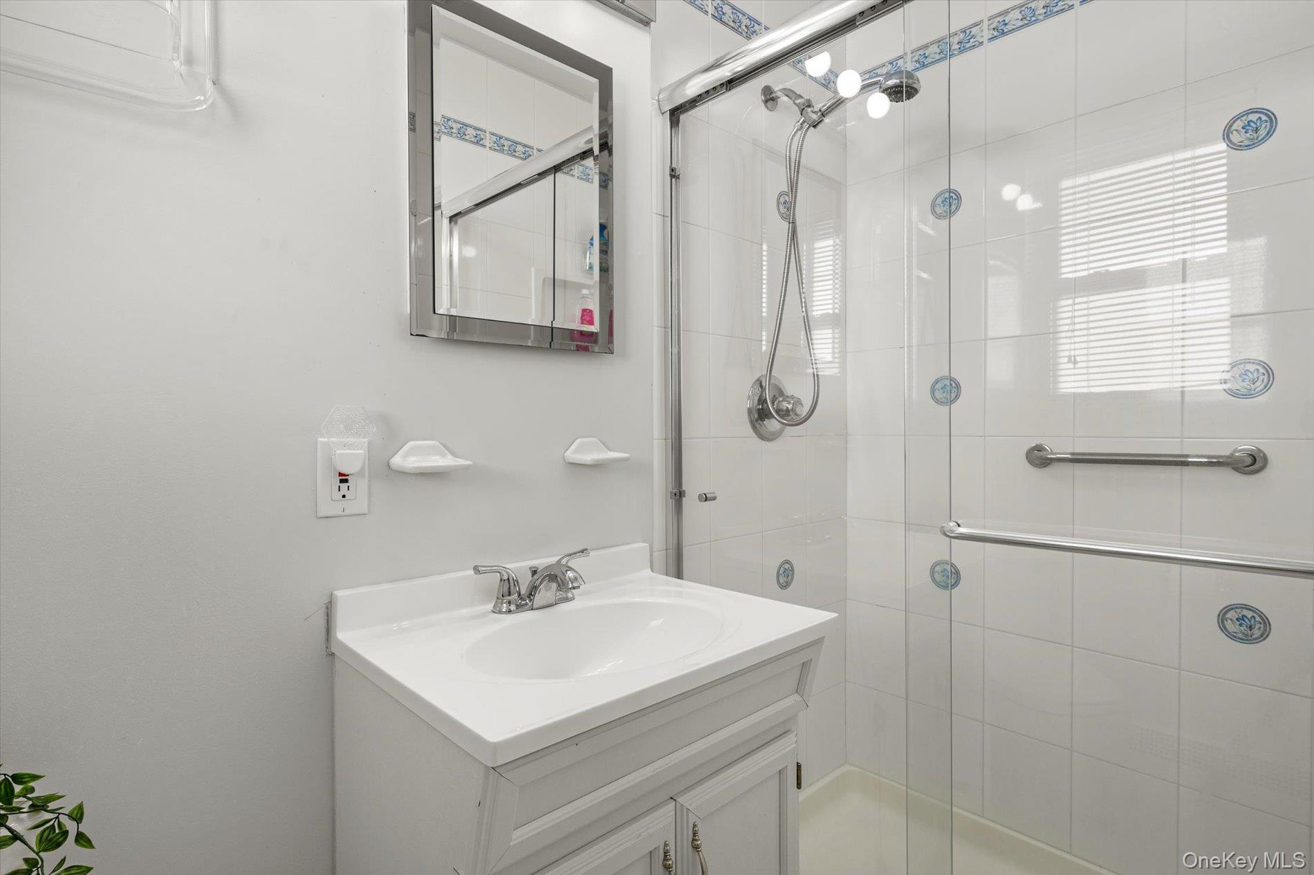 #17 photo, 1887 Stanley Drive, South Merrick , NY 11566