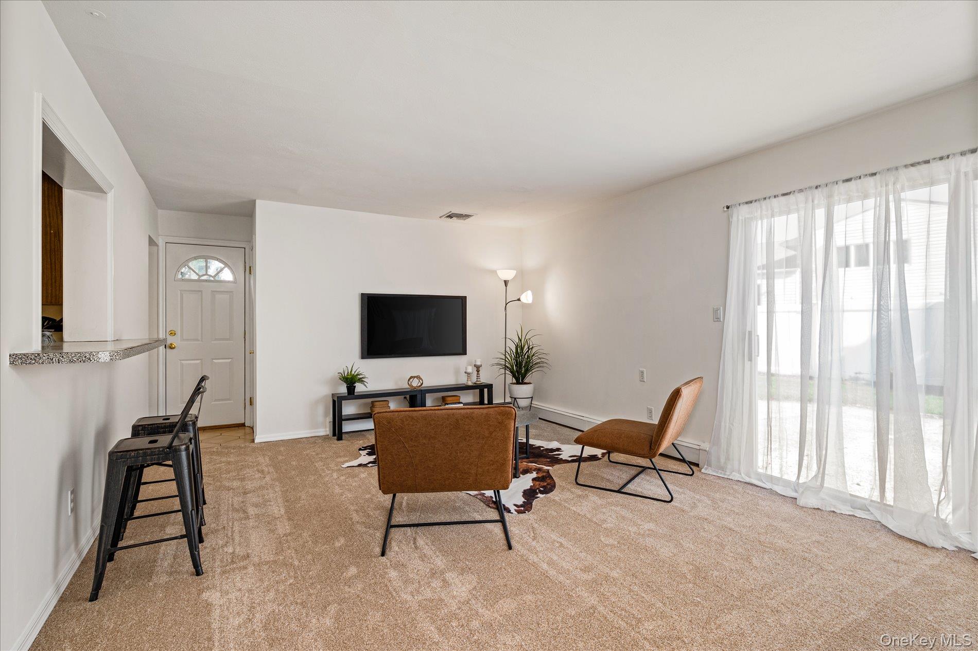 #7 photo, 1887 Stanley Drive, South Merrick , NY 11566