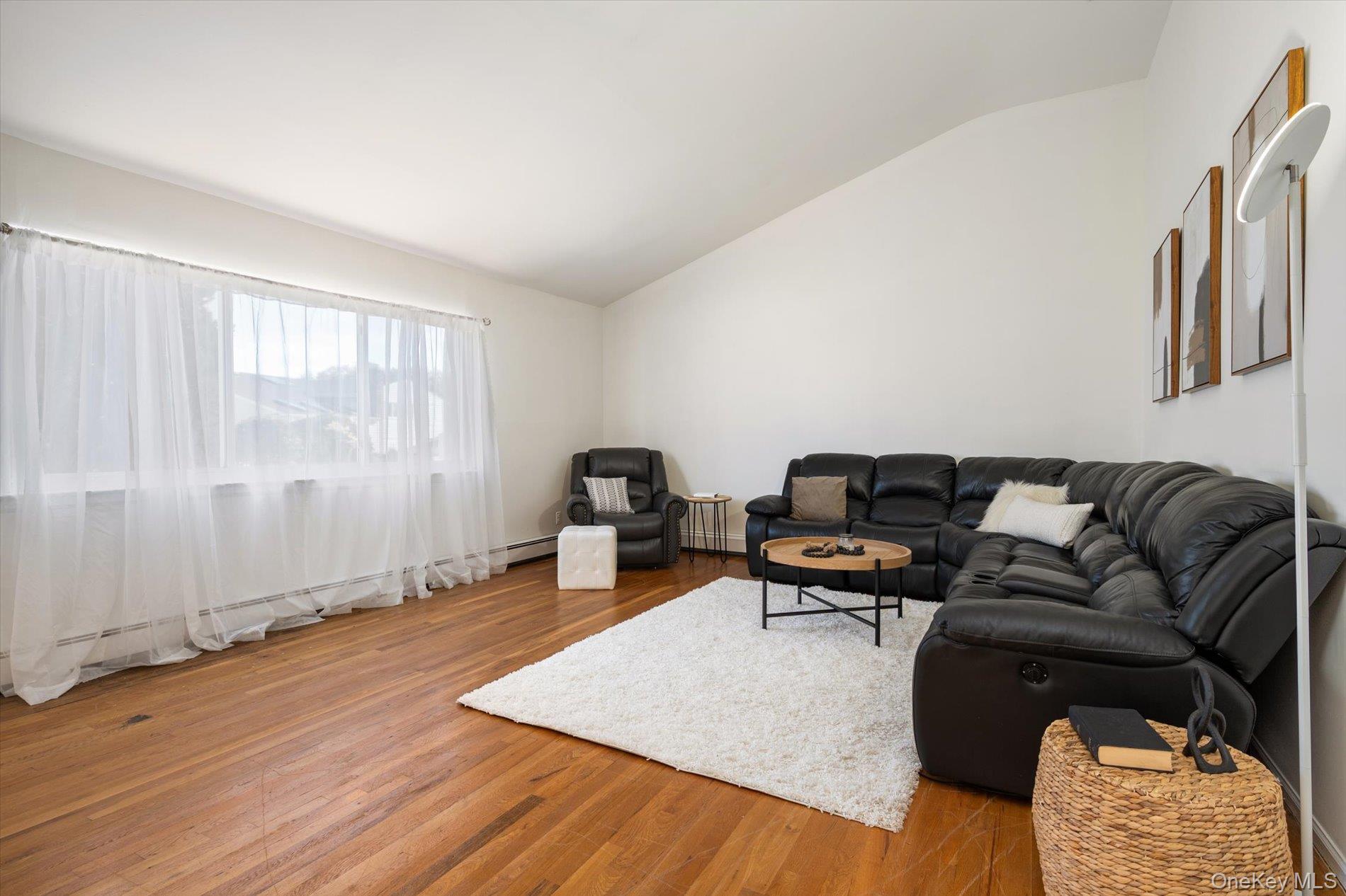 #9 photo, 1887 Stanley Drive, South Merrick , NY 11566