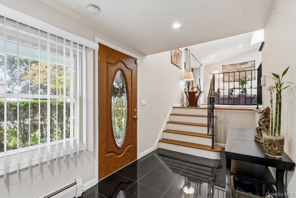 #2 photo, 8 Duke Place, ナッソー郡 Glen Cove , NY 11542