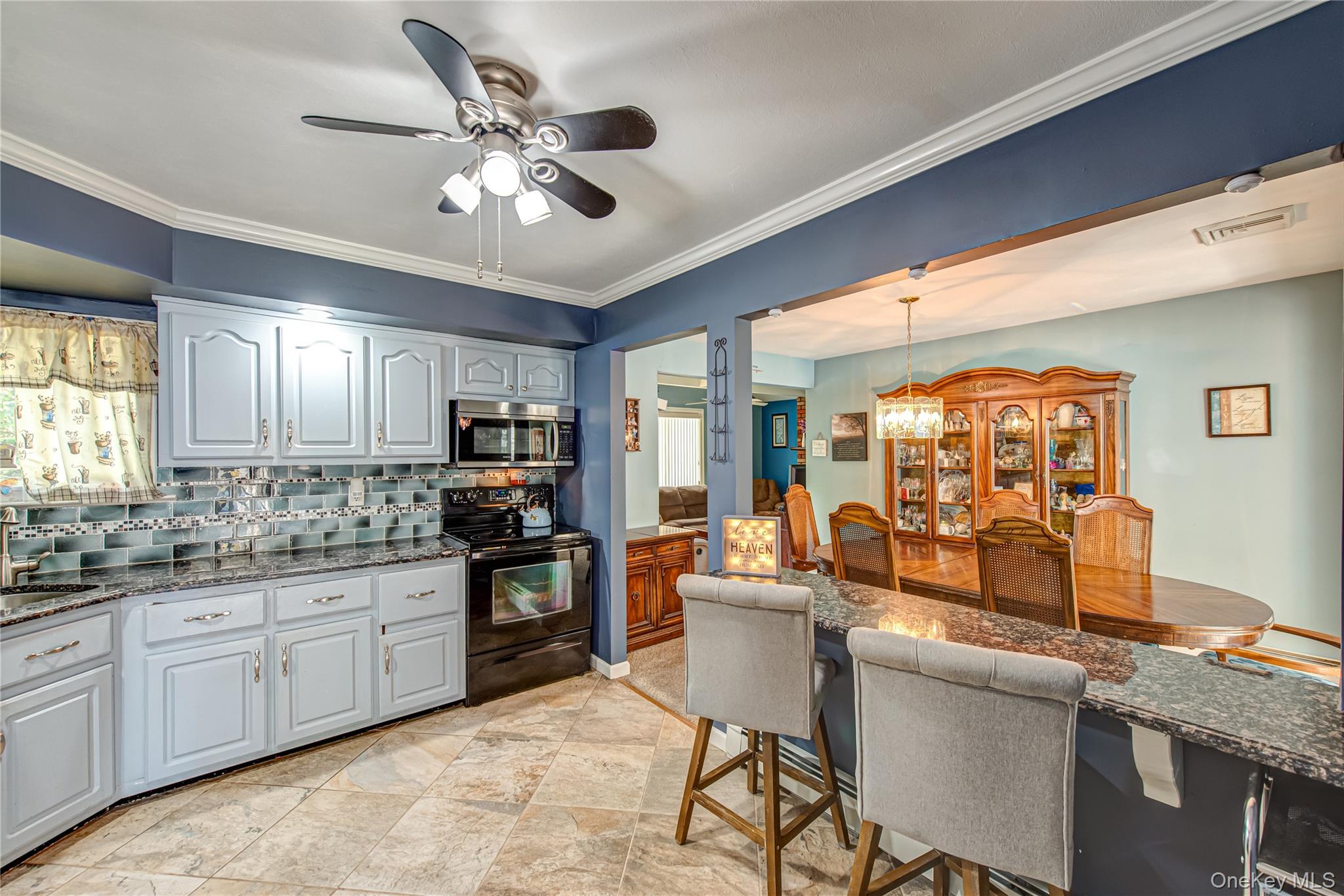 #4 photo, 23 Wyandotte Street, サフォーク郡 Selden , NY 11784