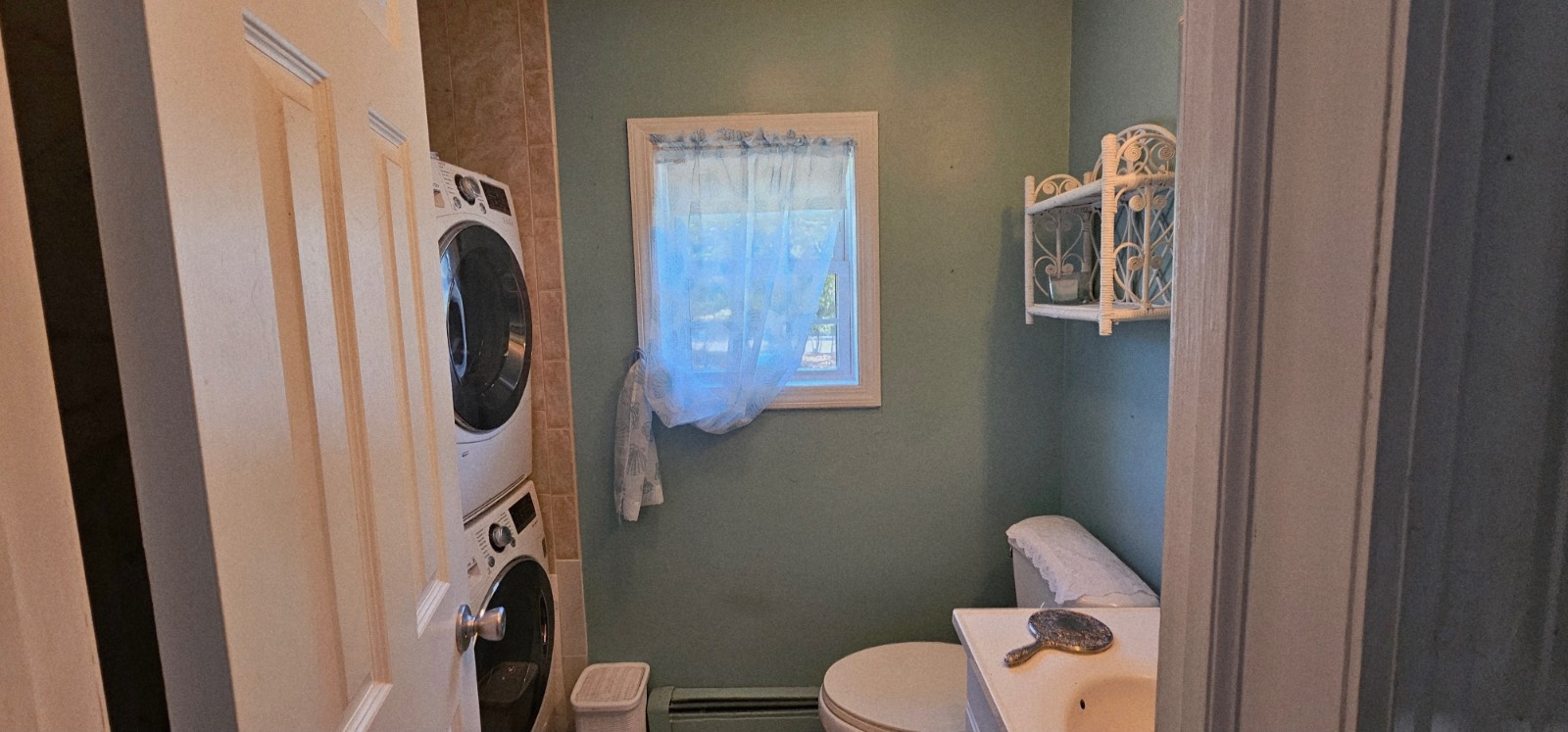 #8 photo, 20 Miller Ave., サフォーク郡 East Moriches , NY 11940