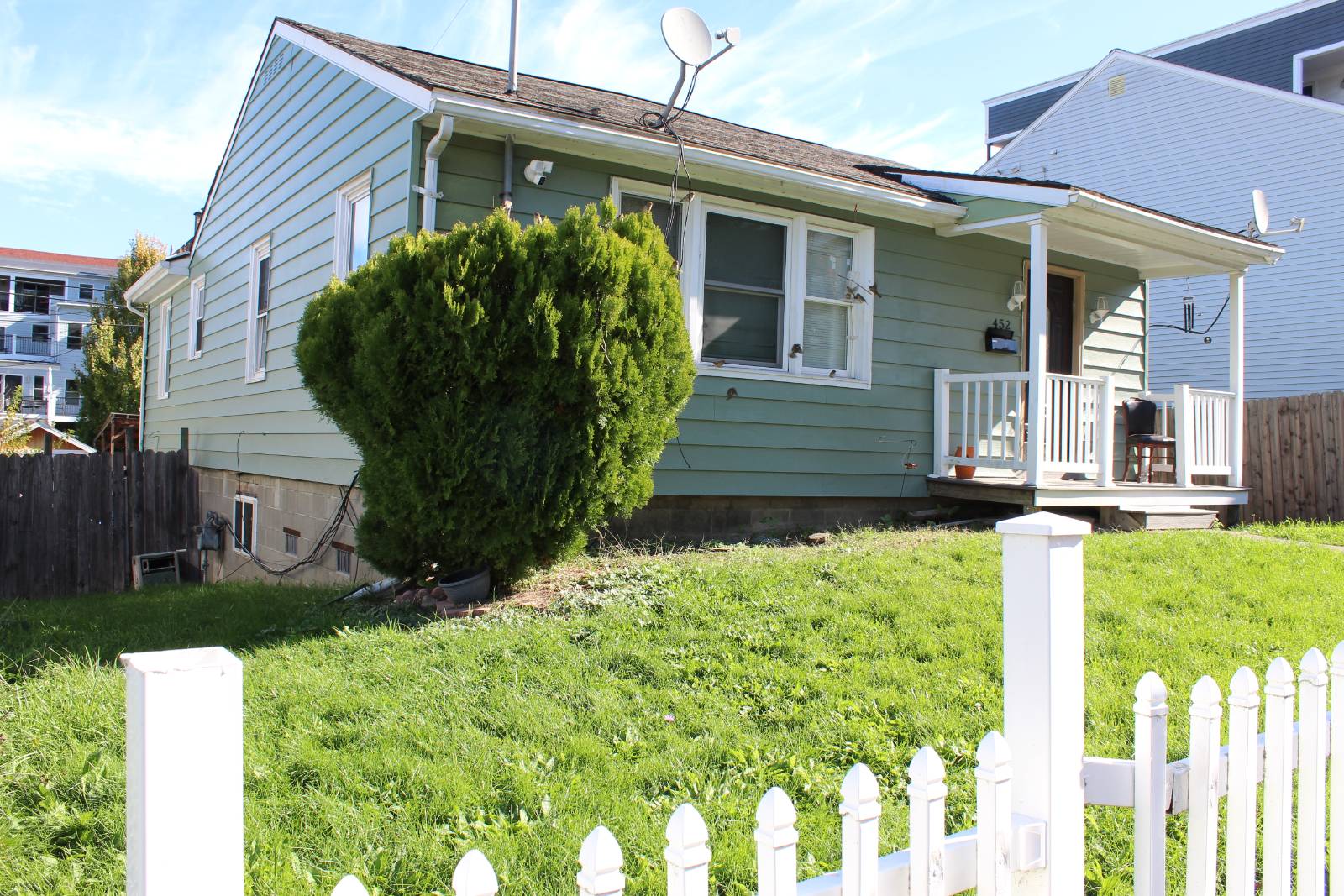 #1 photo, 452 Columbia St, Hudson , NY 12534